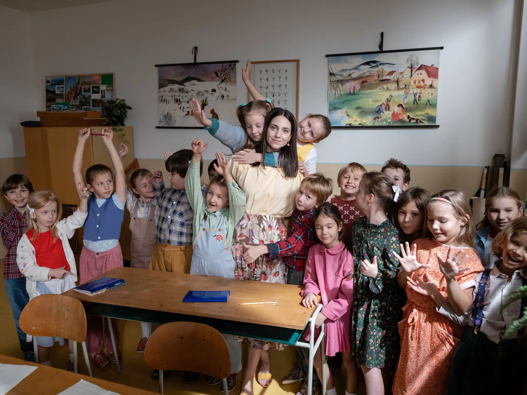 Zariadenie do tried vykupovali z rôznych škôl, a to formou výmeny "staré za nové".