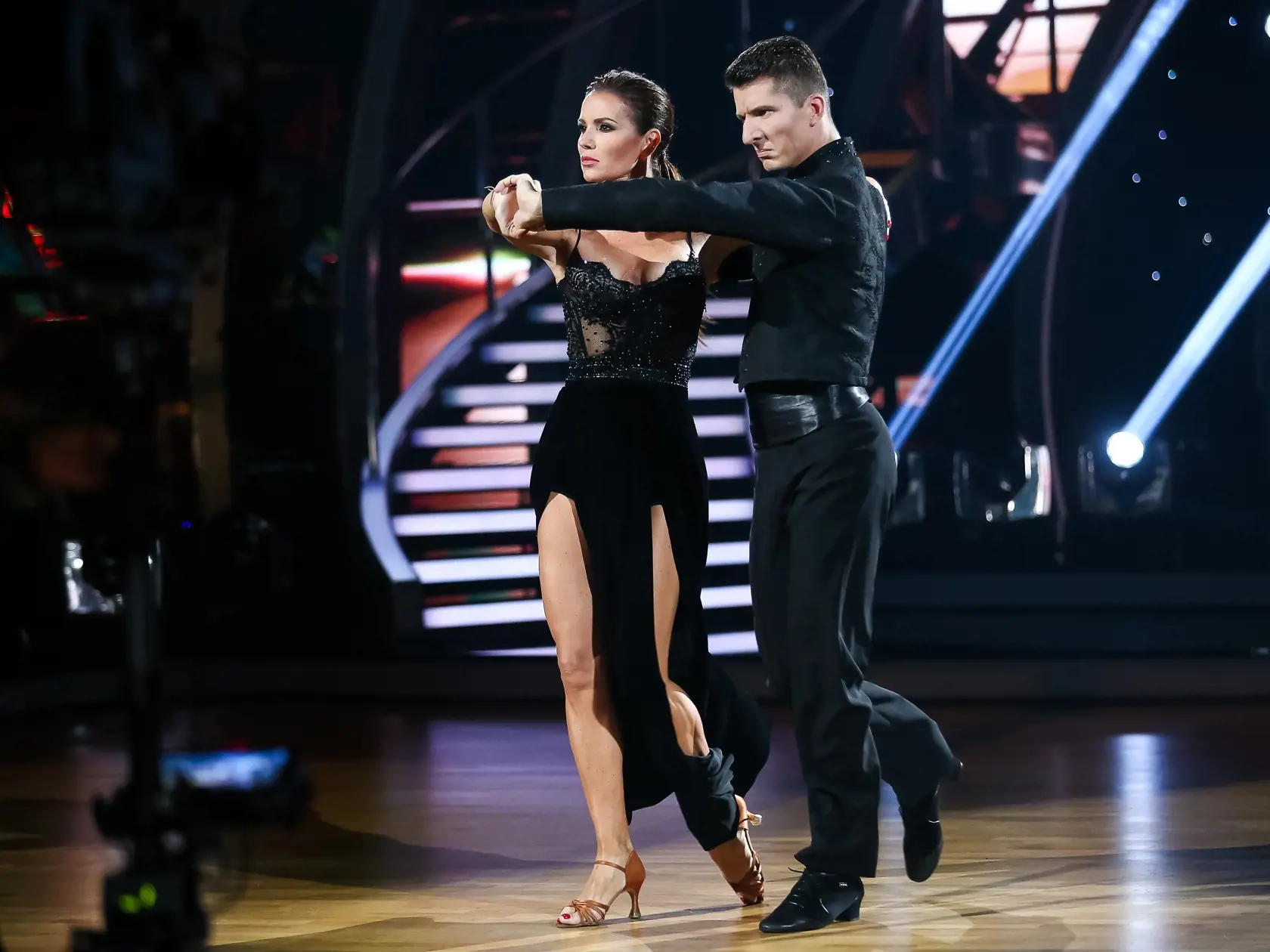 Natáčanie tanečnej šou Let´s Dance 2017 počas 7. kola súťaže Silvia Lakatošová a David Schavel