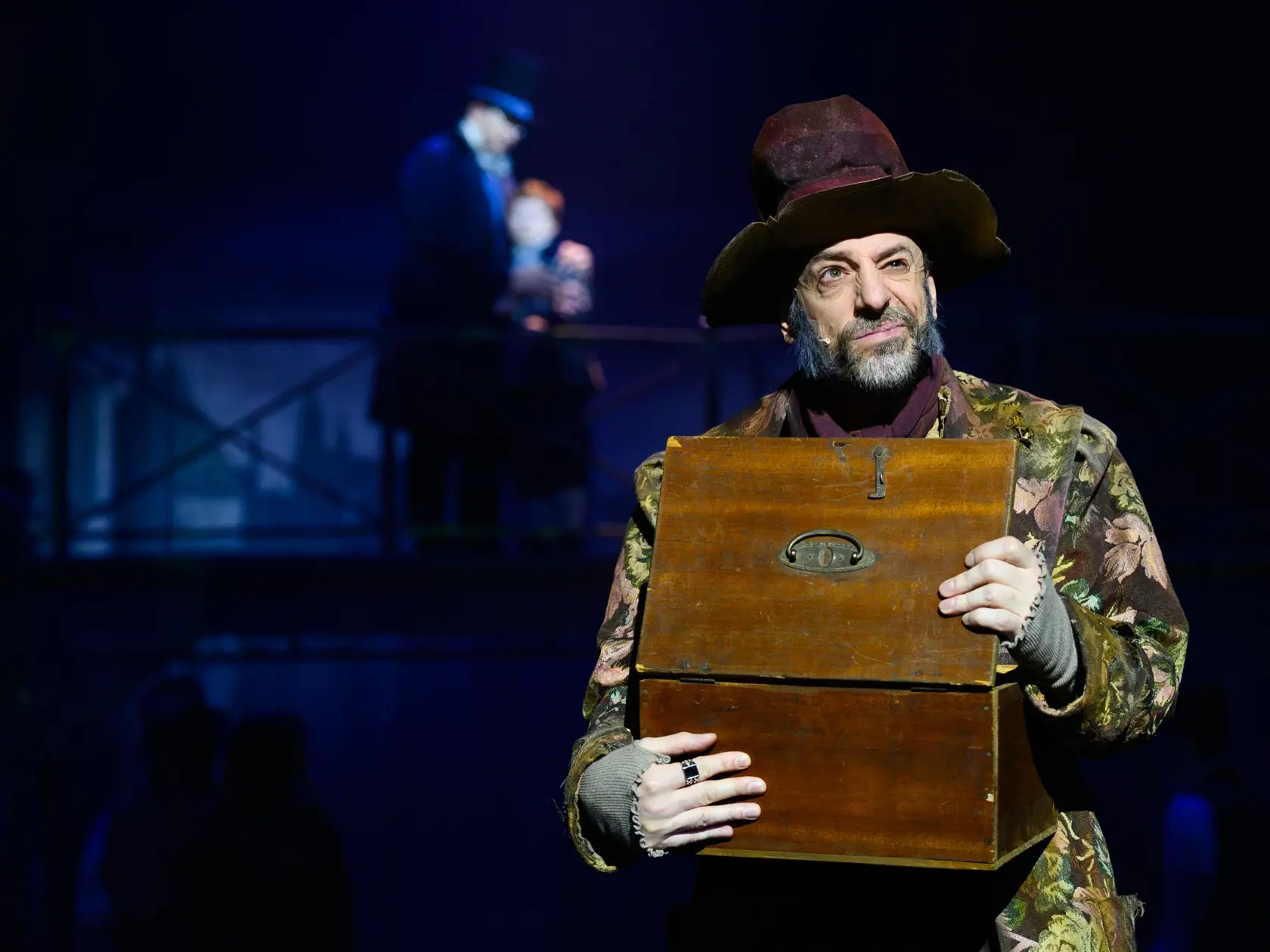 Slávny román Charlesa Dickensa - Oliver Twist ožil na javisku divadla Nová scéna v Bratislave.