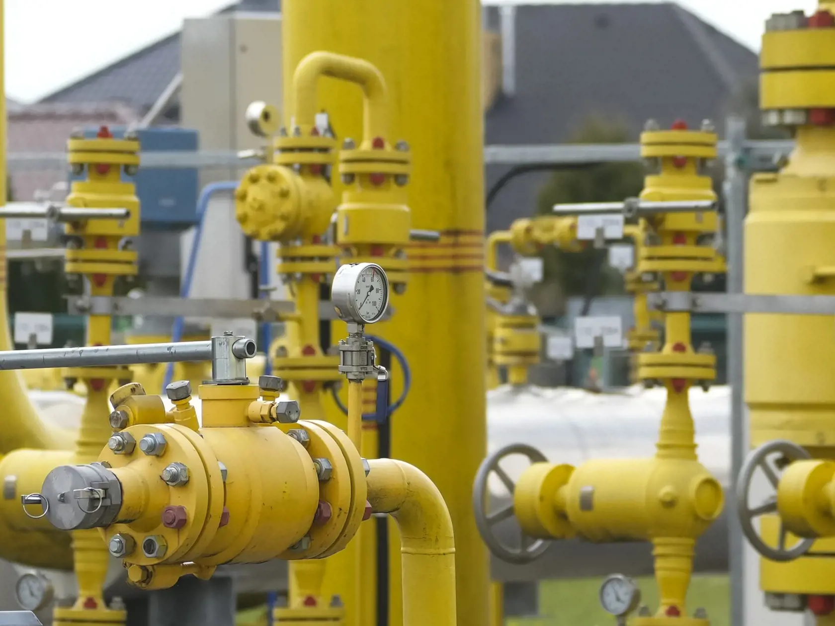Na snímke je plynová stanica spoločnosti Gaz-System v poľskej obci Rembelszczyzna neďaleko Varšavy.