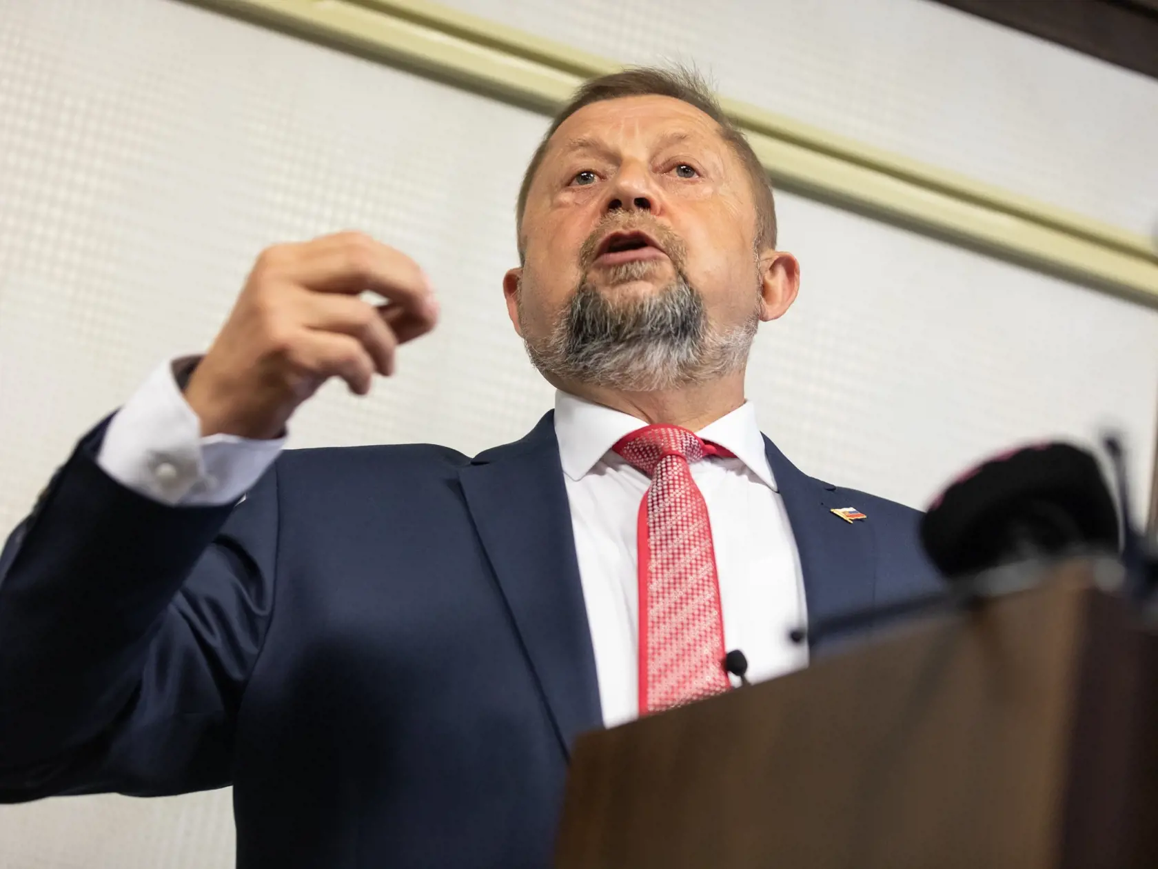Štefan Harabin na tlačovej konferencii.
