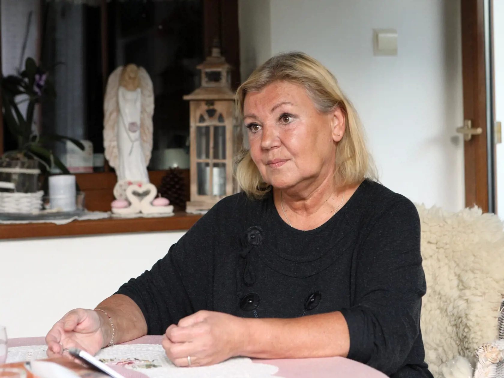 ĽUBA BLAŠKOVIČOVÁ „V prvých dňoch nemal nik istotu, že prevrat je skutočne realita a že nás nik nezavrie.“