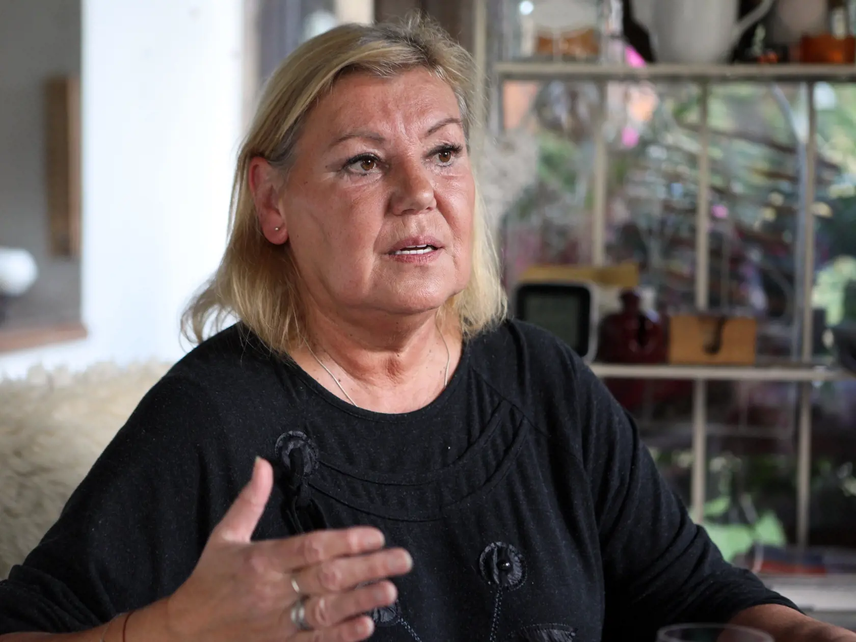 Luba Blaskovičová: "V tých prvých dňoch nemal nik istotu, že prevrat je skutočne realita a že nás nik nezavrie."