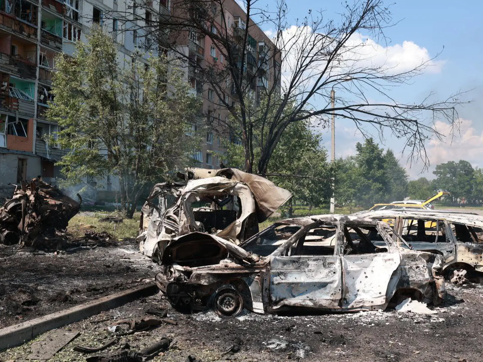 Ukrajina po ruskom útoku v meste Pervomajskyj hlási 31 zranených