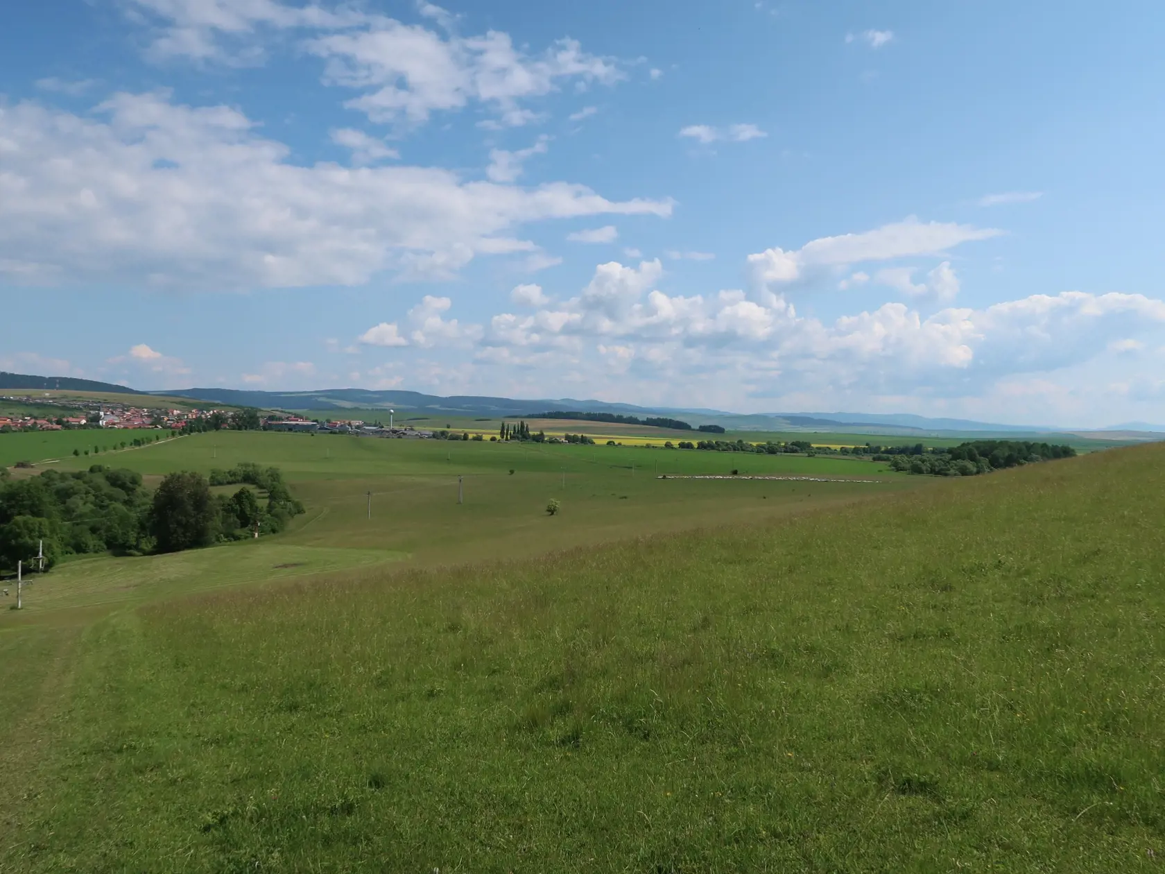 V Slovenskom raji v oblasti zvanej Zelená hora vznikol nový interaktívny chodník s množstvom prvkov pre športovcov, milovníkov histórie, ale aj netradičného umenia.