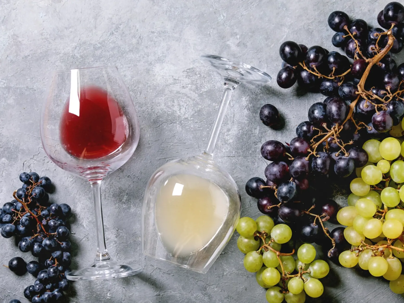Traditional,New,European,Low,Alcohol,Red,And,White,Wine,Federweisser