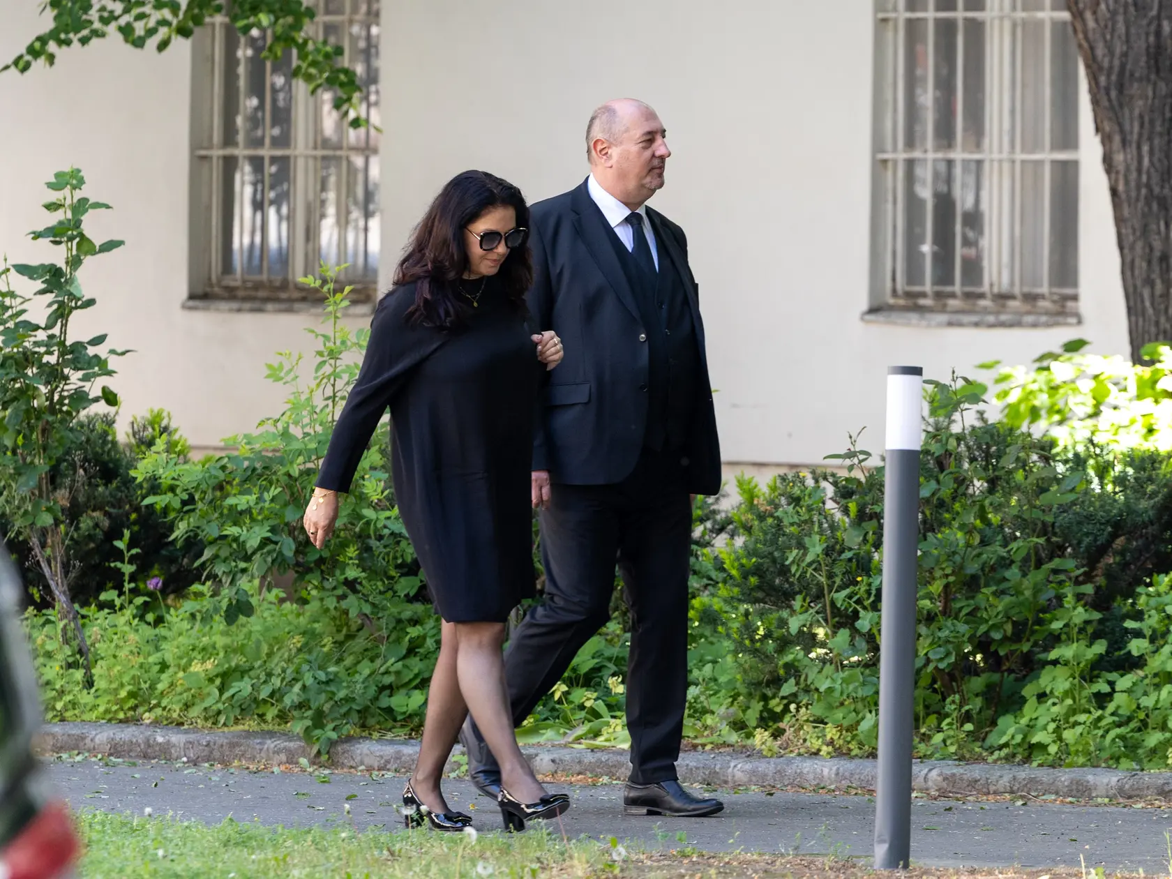 Rozlúčka s Danielou Kovárovou, manželkou herca Františka Kovára. Na snímke Iveta Malachovská s manželom Martinom.