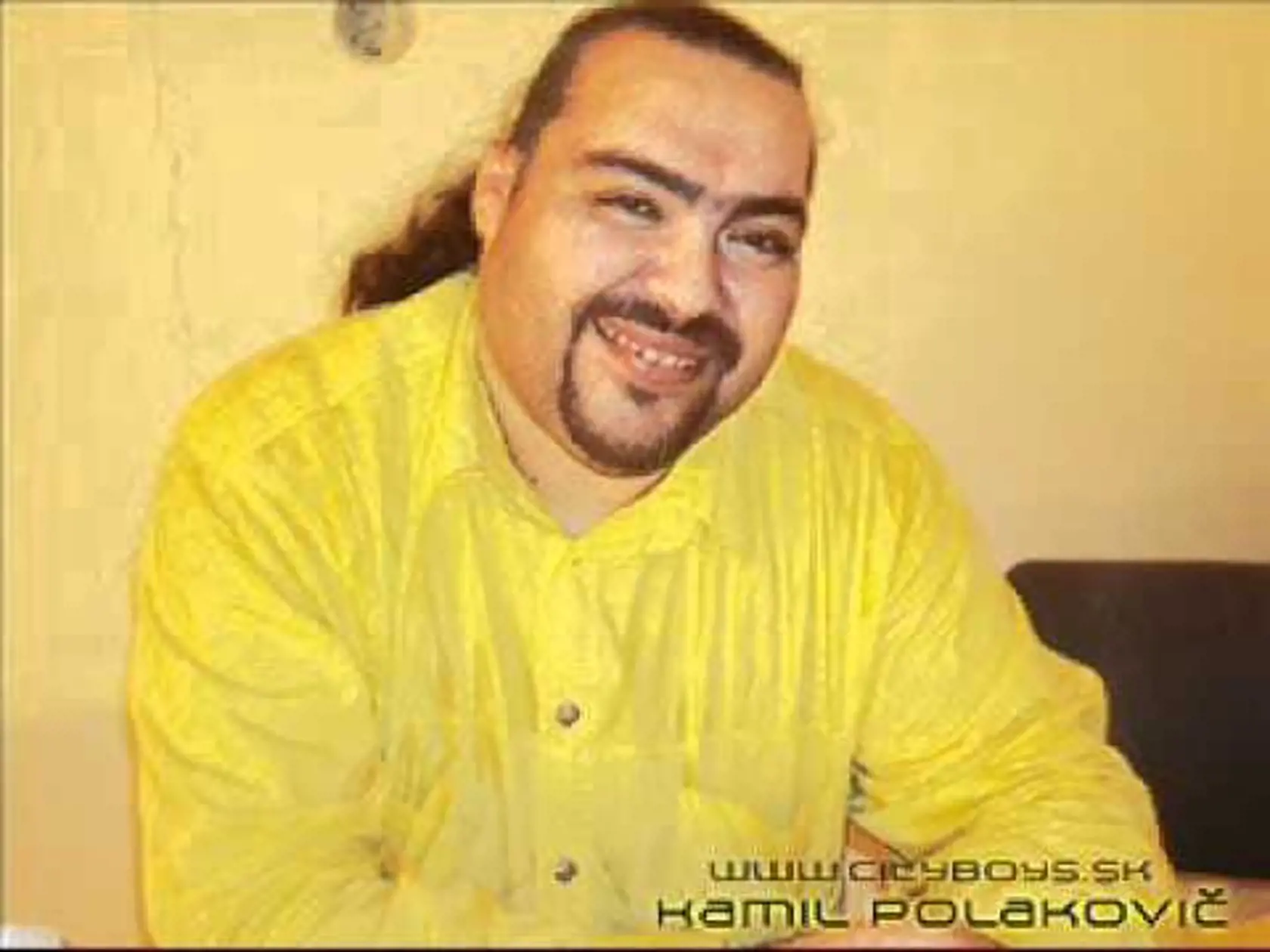 Rómsky spevák Kamil Polakovič zomrel po ťažkej chorobe.