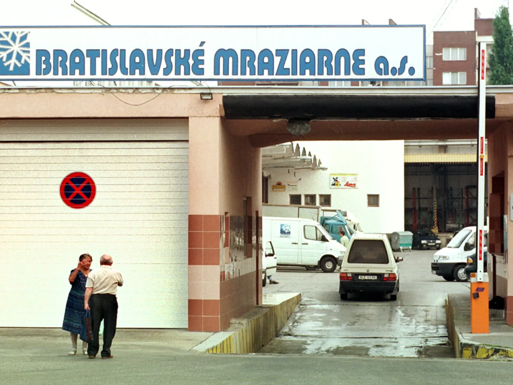 VEKSLÁK ŽALUĎ V podsvetí sa mu darilo za oboch režimov. Zomrel po zásahu guľkou z poľovnej zbrane. Doslova ho roztrhla.