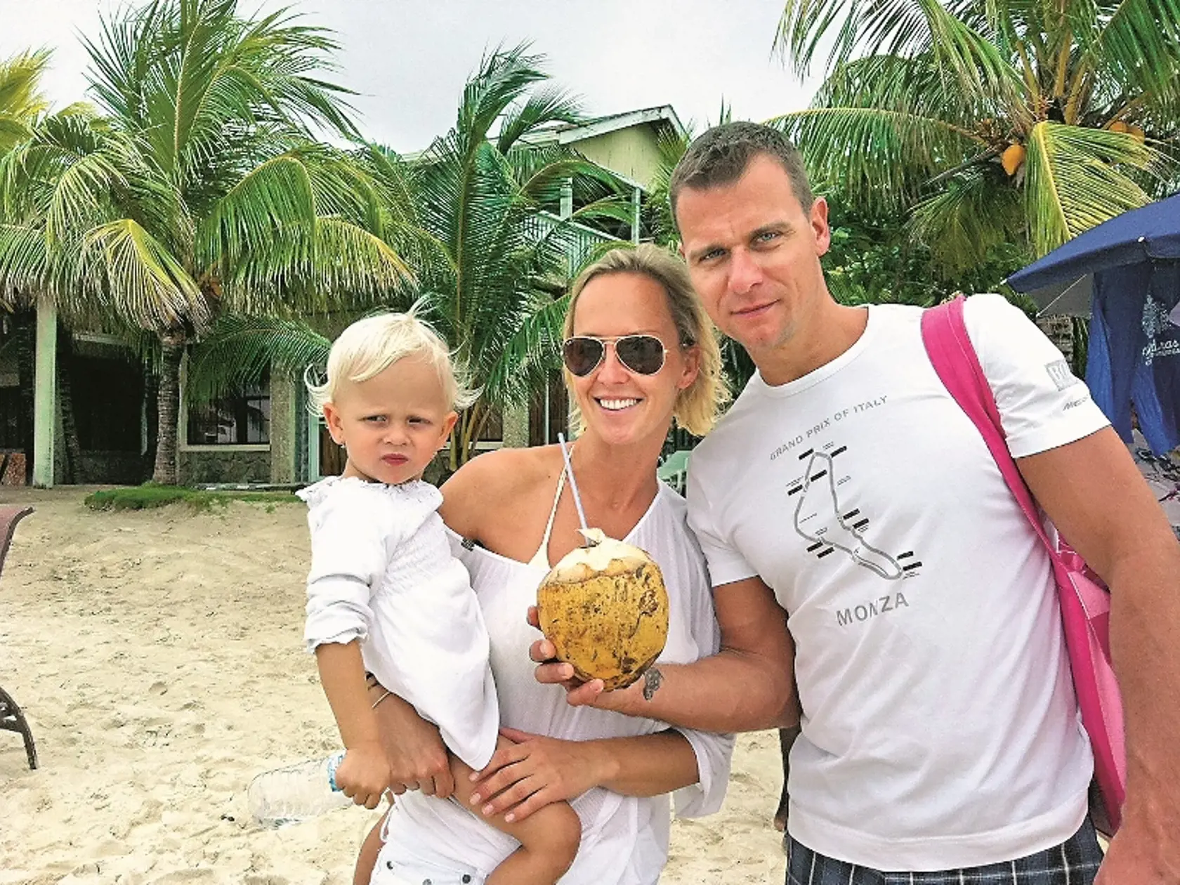 Zuzana Belohorcová bodovala v slovenskom Láskaní aj v českom Peříčku. Dnes podniká s realitami na Floride spolu s manželom Vlastimilom Hájkom a čoskoro im pribudne druhé dieťa.