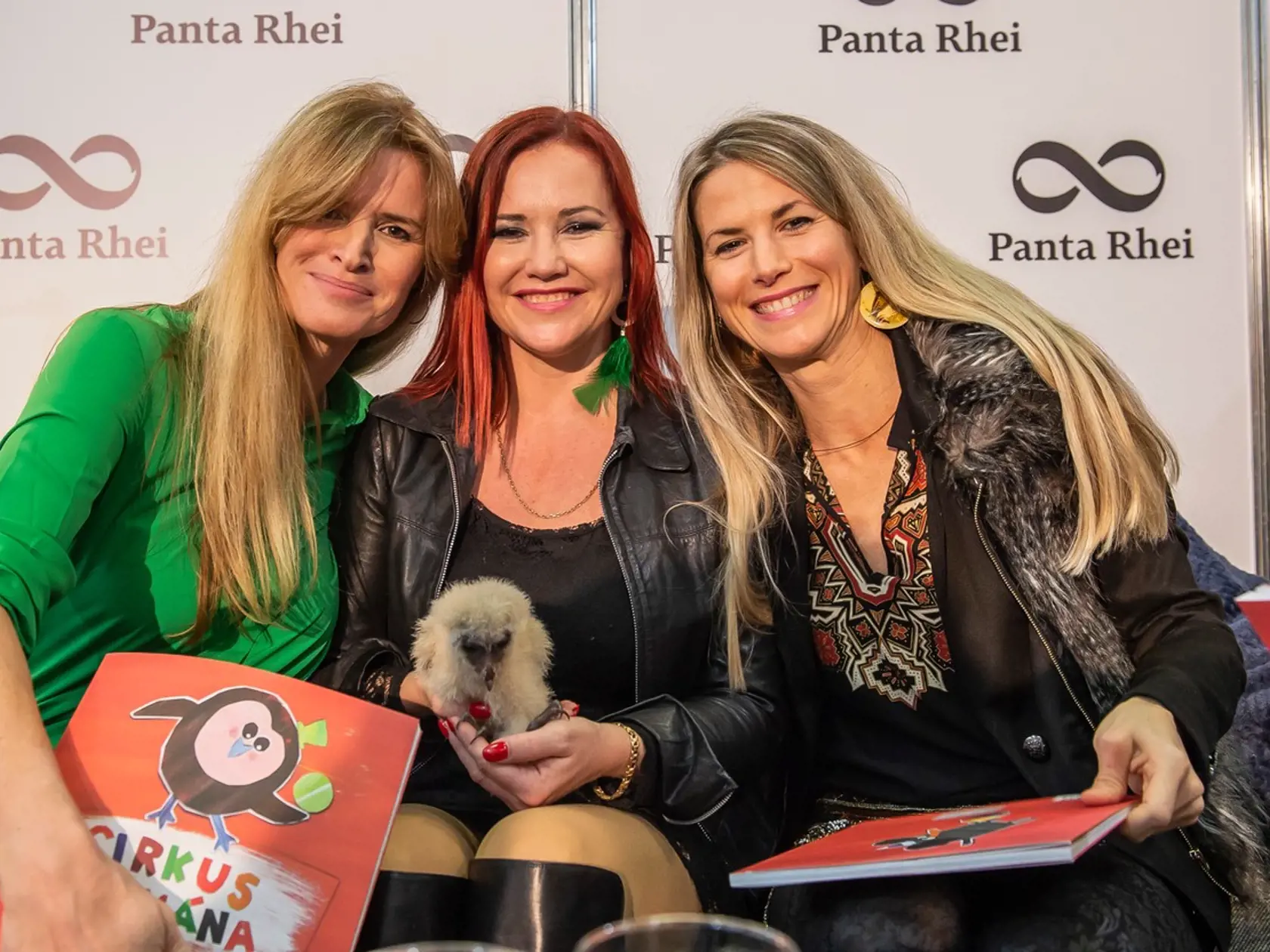 Staršia sestra herečky Zuzany Haasovej (38) Monika (42), ktorá sa v 80. rokoch preslávila úlohou kultovej rozprávkovej Bambuľky, zavítala opäť na Slovensko.