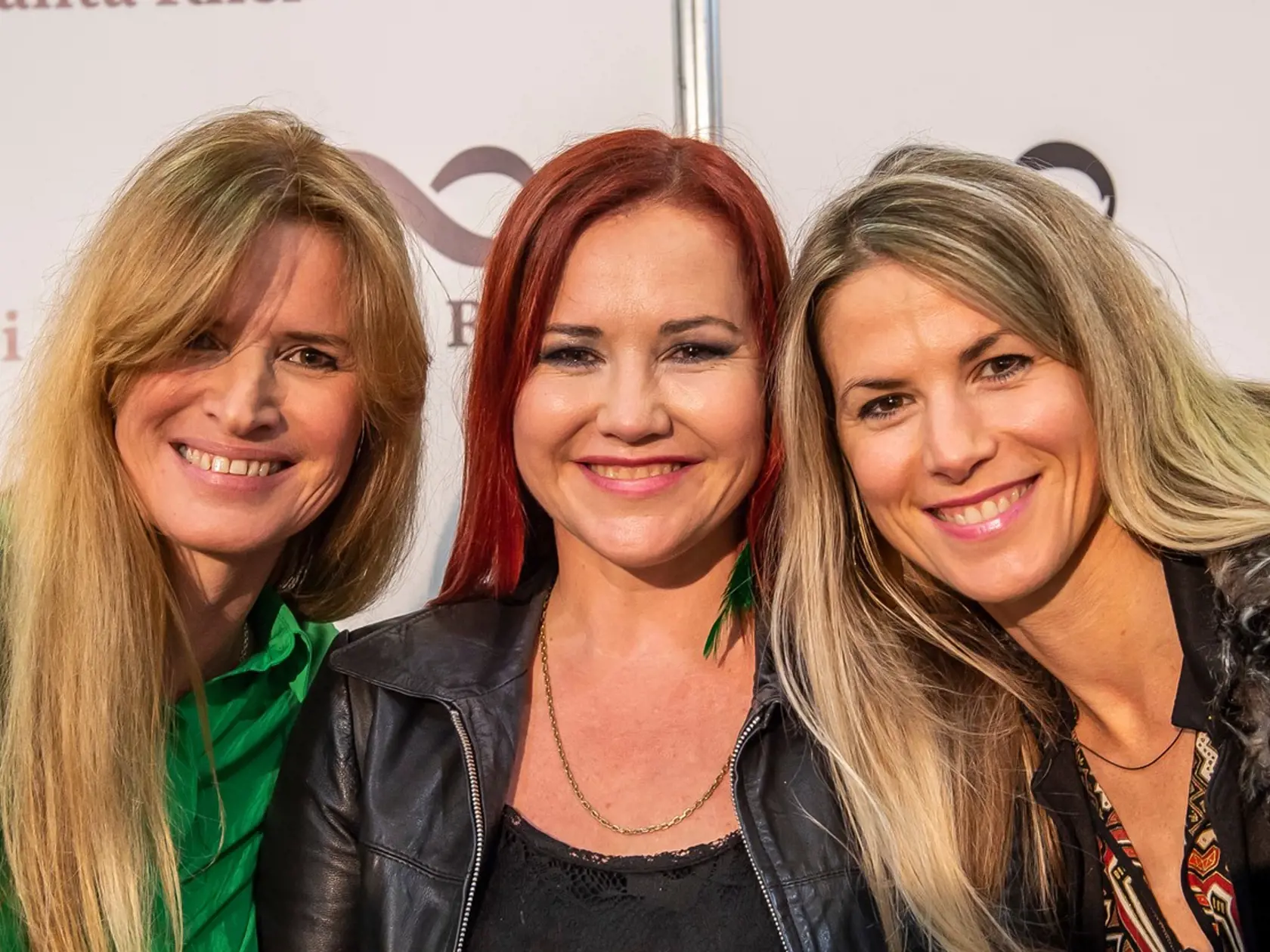 Staršia sestra herečky Zuzany Haasovej (38) Monika (42), ktorá sa v 80. rokoch preslávila úlohou kultovej rozprávkovej Bambuľky, zavítala opäť na Slovensko.