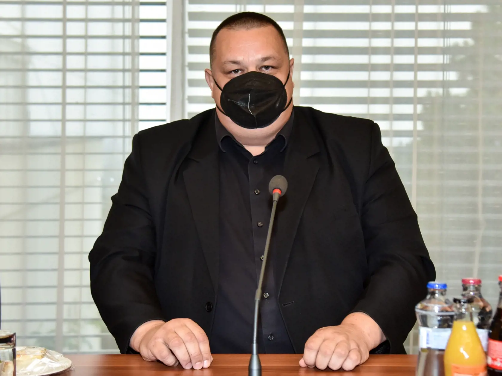 Na snímke hlavný hygienik SR Ján Mikas počas zasadnutia Ústredného krízového štábu 6. októbra 2021 v Bratislave. FOTO TASR - Pavol Zachar