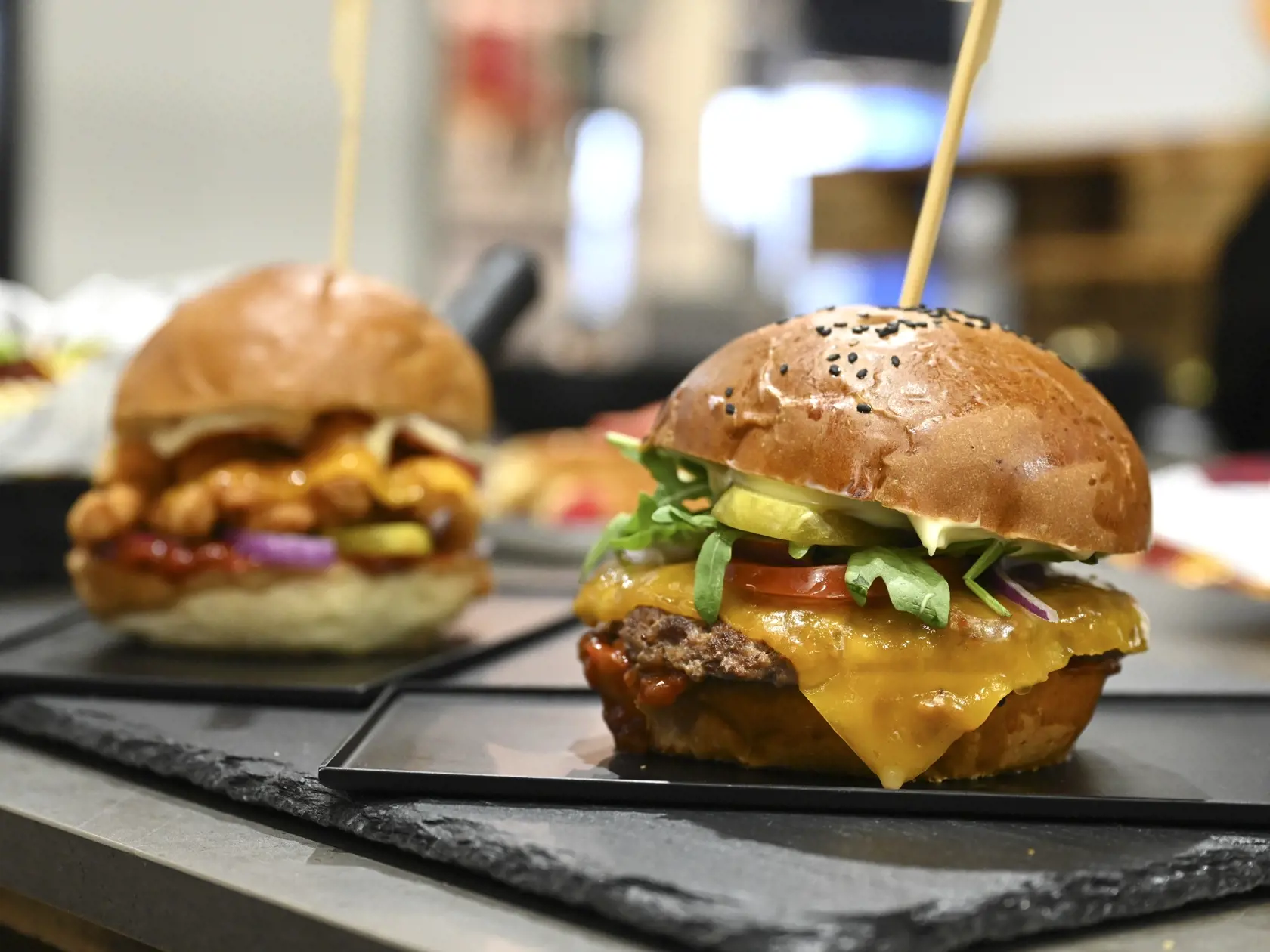 Aj Škripko je pevne presvedčený, že Michelinské nálepky na dverách reštaurácií pomôžu zviditelniť našu gastronómiu, ktorá sa podľa neho za posledných desať rokov niekoľkonásobne zlepšila.