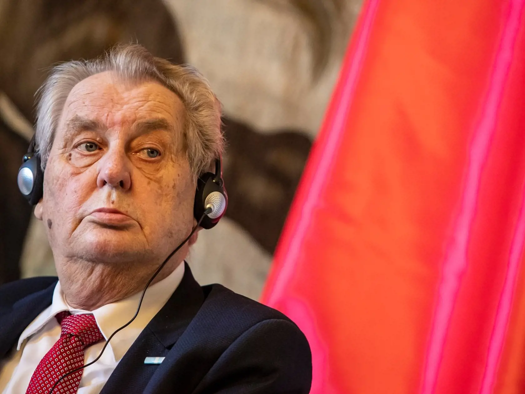 Podľa Pafka má prezident ČR momentálne do žalúdka zavedenú vyživovaciu sondu, čo bolo z jeho pohľadu veľmi rozumné.
