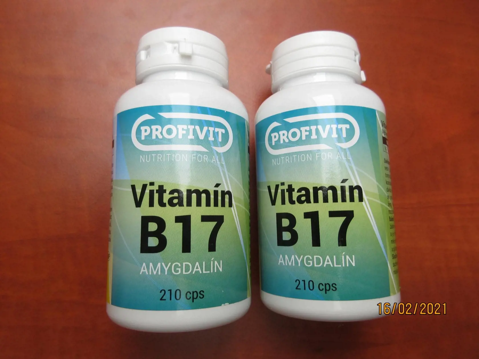 Hygienici upozorňujú na nebezpečný výživový doplnok PROFIVIT Vitamín B17, kapsuly.