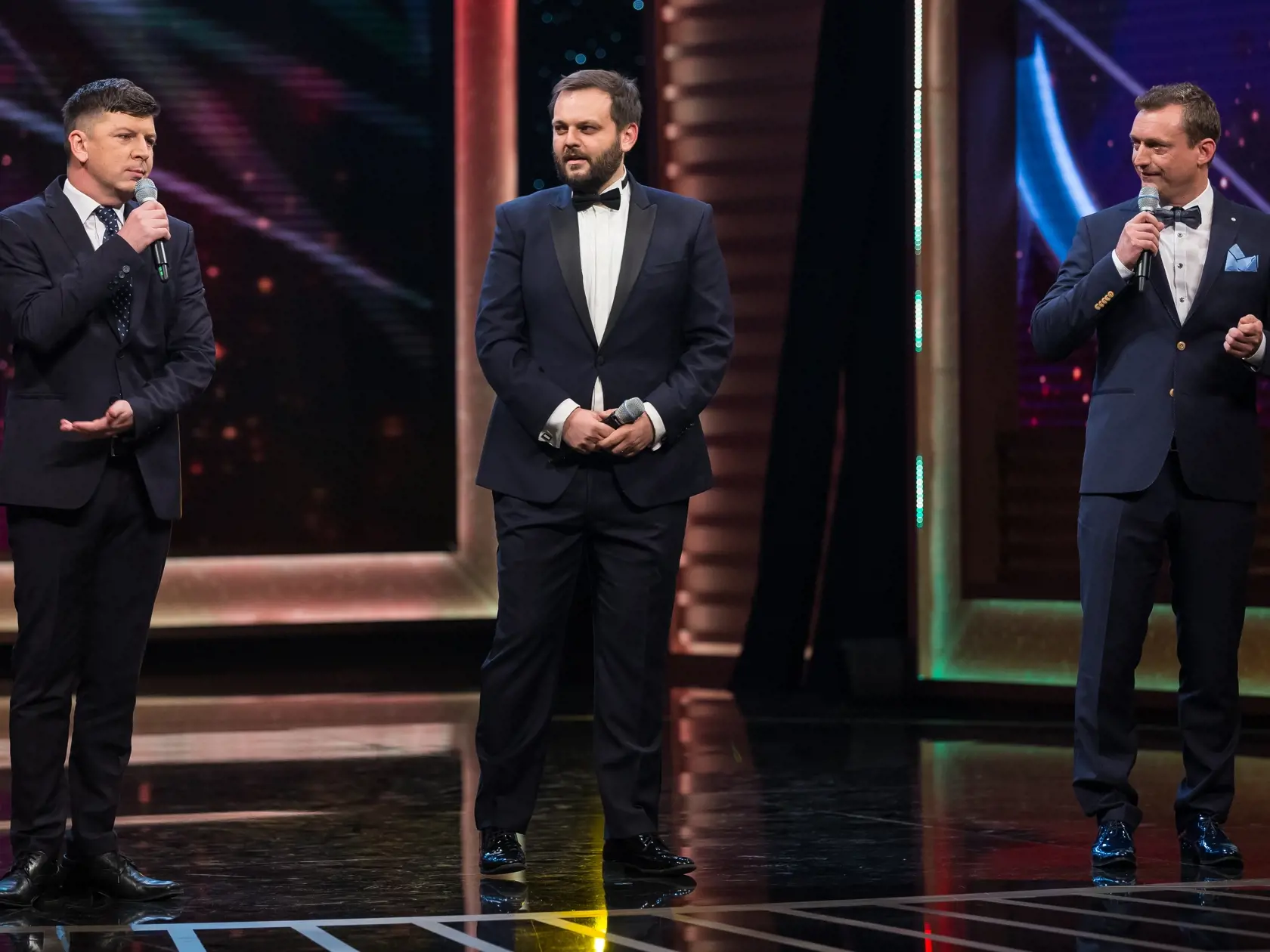 Oslava 60. vyrocia Slovenskej televizie spojena s programom a naslednym rautom v priestoroch starej budovy Slovenskeho narodneho divadla v Bratislave
