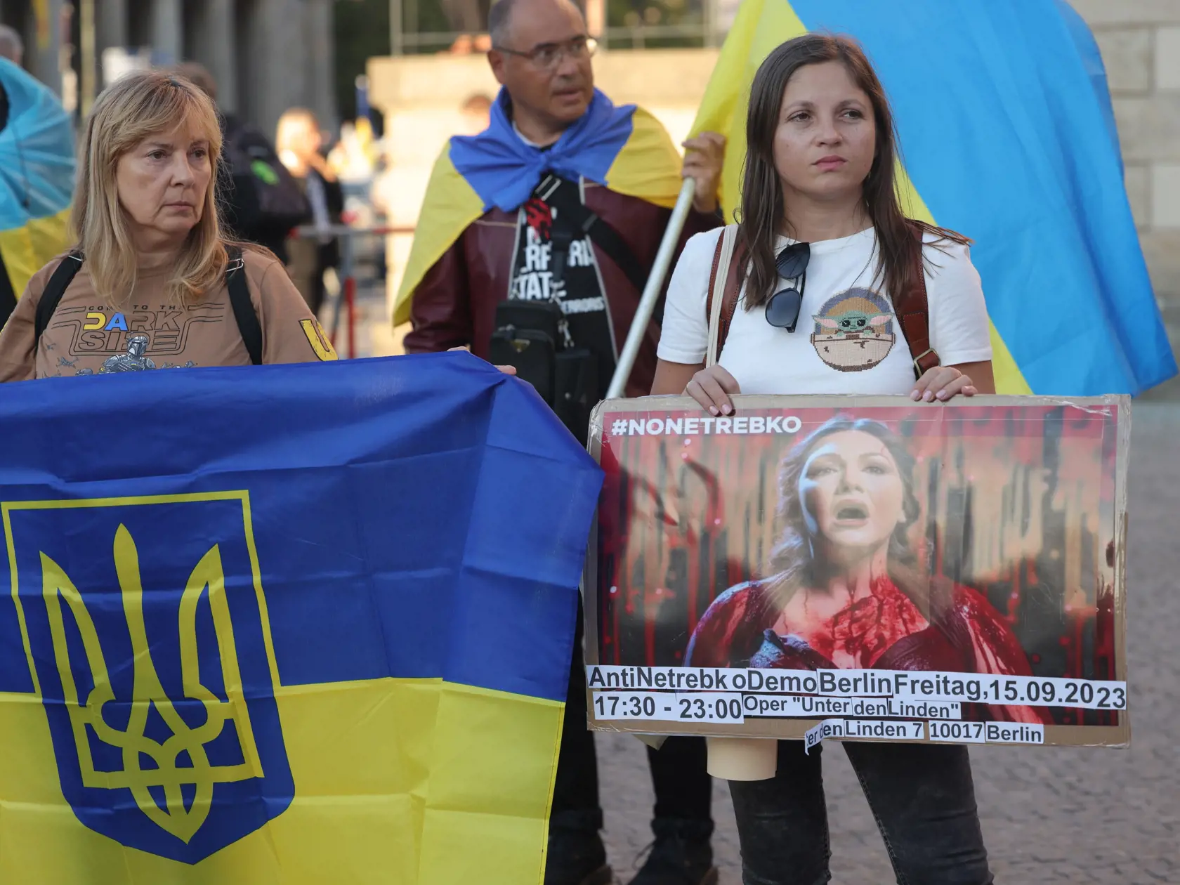 V septembri 2013 protestovali proti Netrebkovej ukrajinskí aktivisti. Pred štátnou operou v Berlíne.  