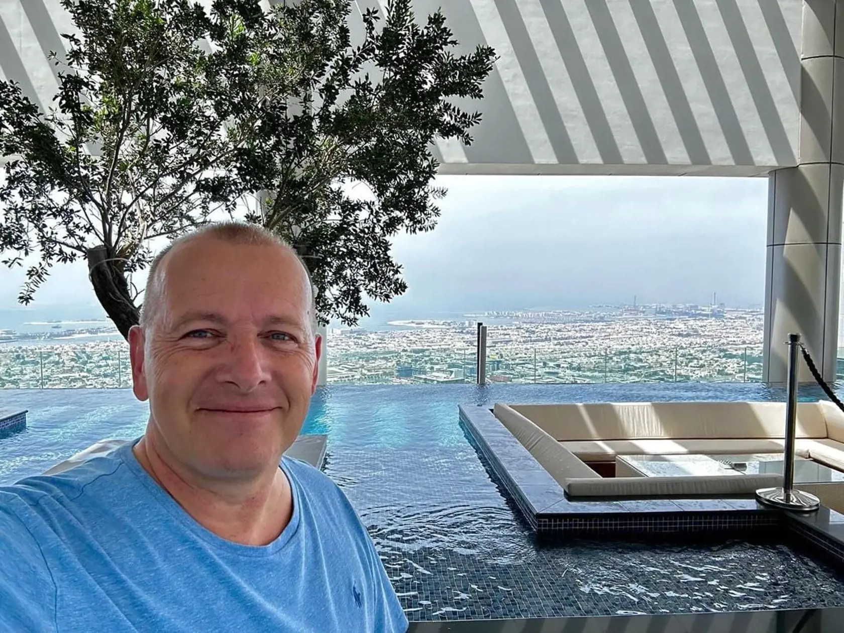 Bývalý predseda parlamentu a líder hnutia Sme rodina Boris Kollár (58) si po neúspešných parlamentných voľbách kráti čas na exotickej dovolenke.