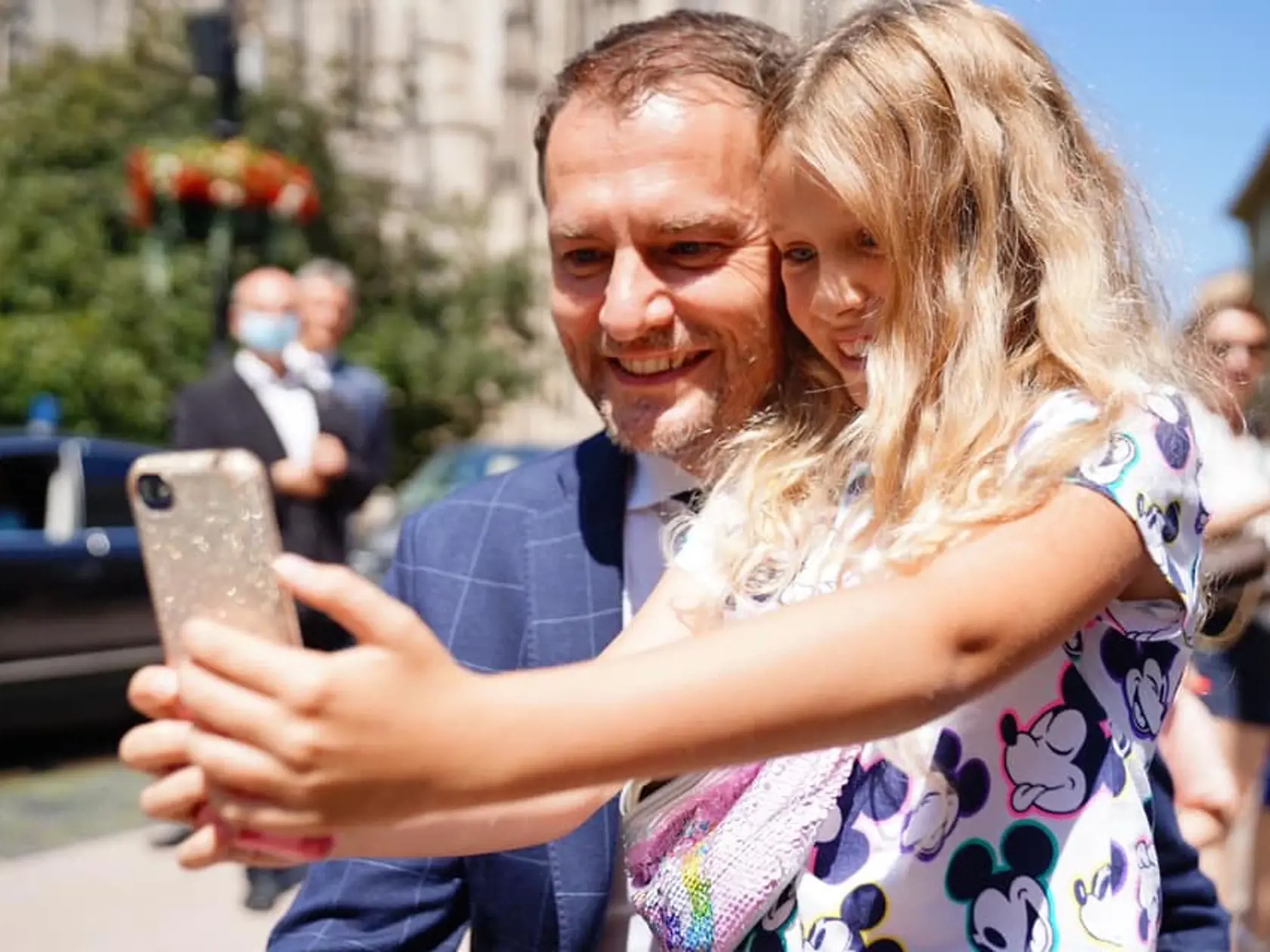 "Včera som mal v Košicoch veľkú fanynku💚," napísal líder OĽANO Igor Matovič. 