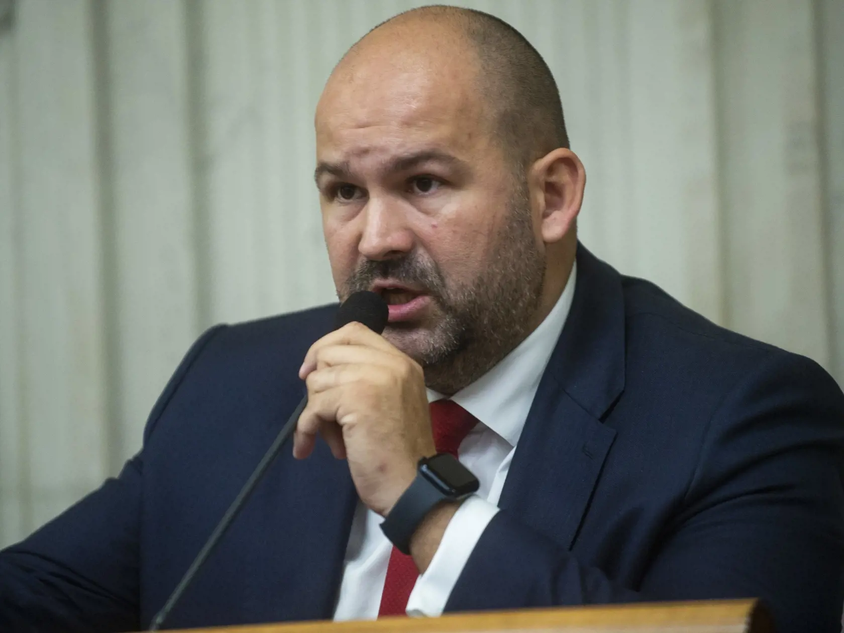 Na snímke poslanec NR SR Peter Pčolinský (Sme rodina) počas rokovania 65. schôdze Národnej rady SR 25. mája 2022 v Bratislave.