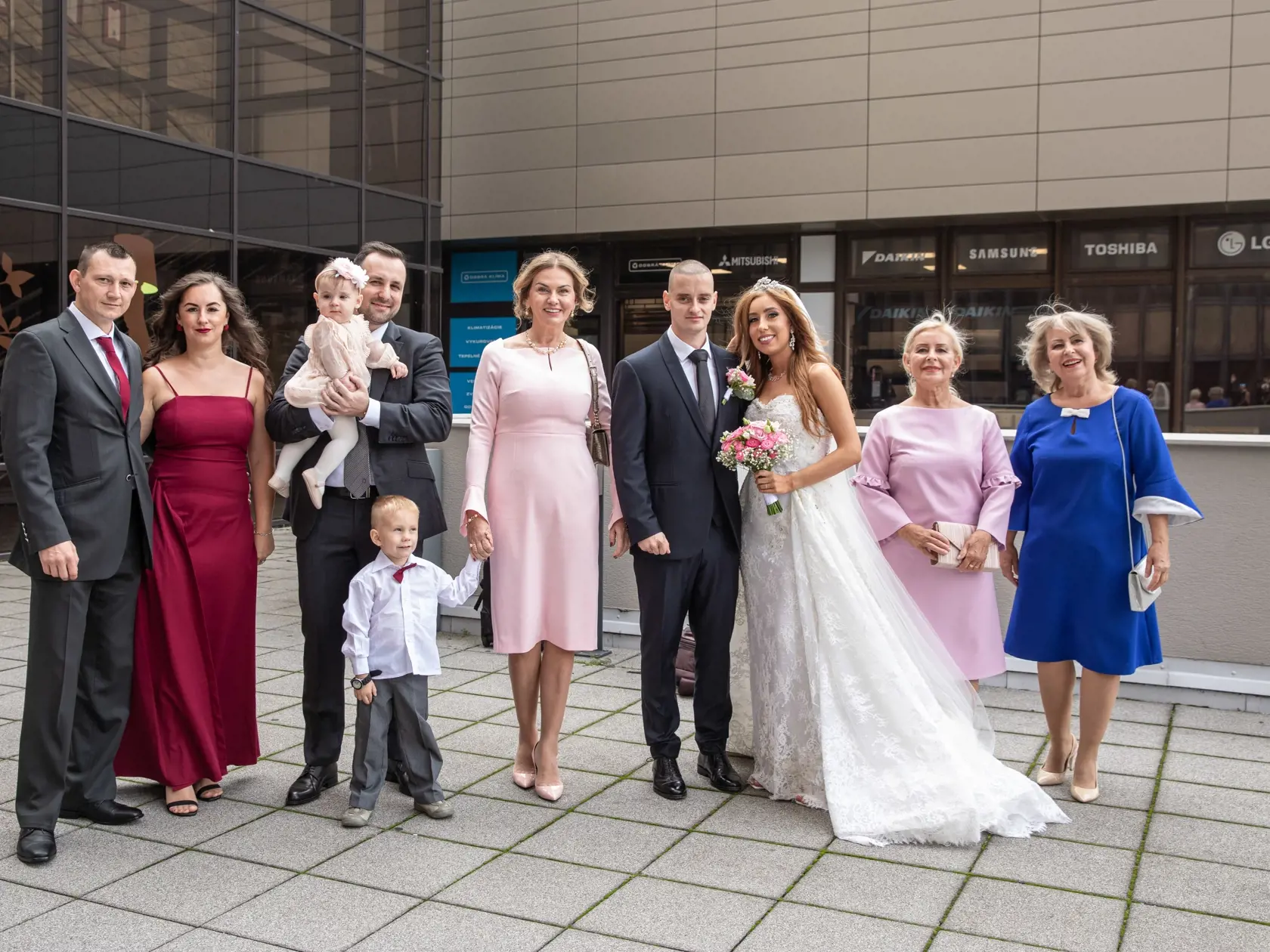 Monika Beňová ale ešte pred oslavou prvých narodenín svojej dcérky prezradila svetu ďalšiu skvelú novinku. Oženila syna Martina. Za nevestu má Grétku, o ktorej hovorí len to nejlepšie.