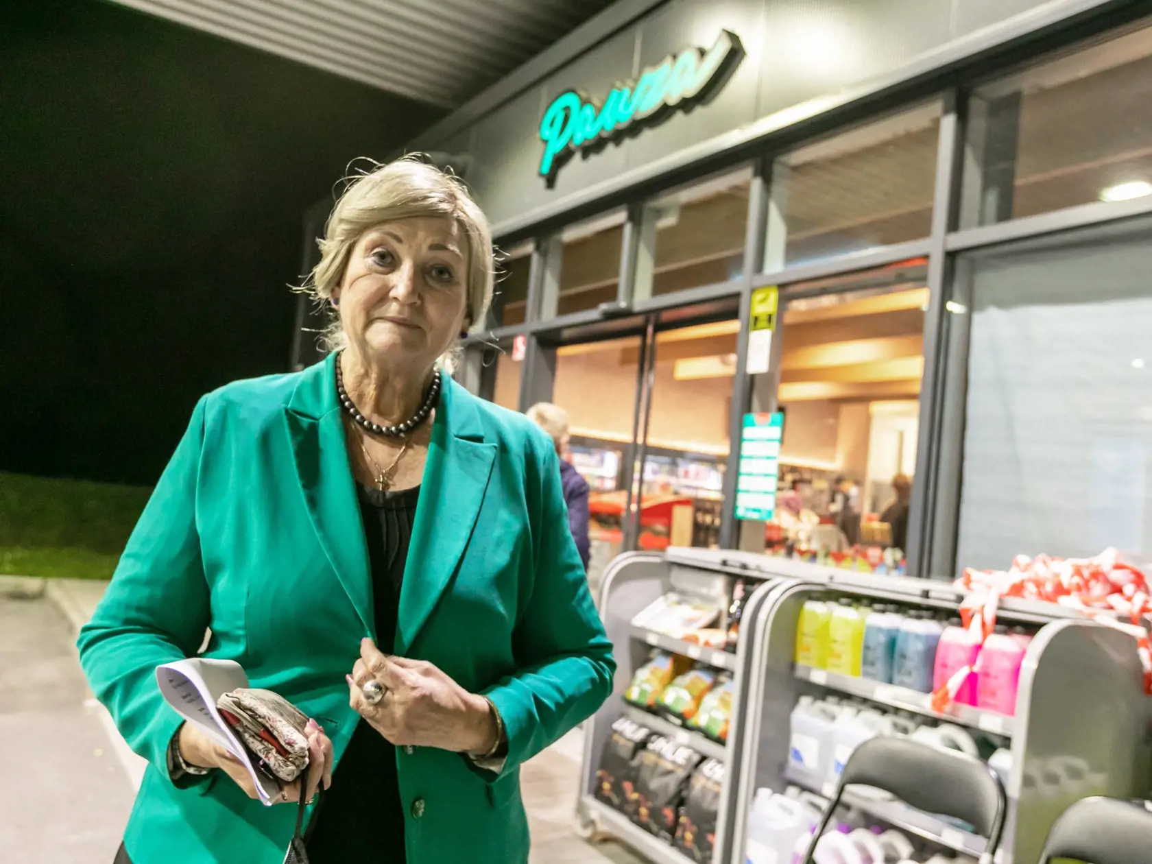 Na snímke je poslankyňa NRSR Anna Záborská počas natáčania slovenského seriálu Pumpa. 