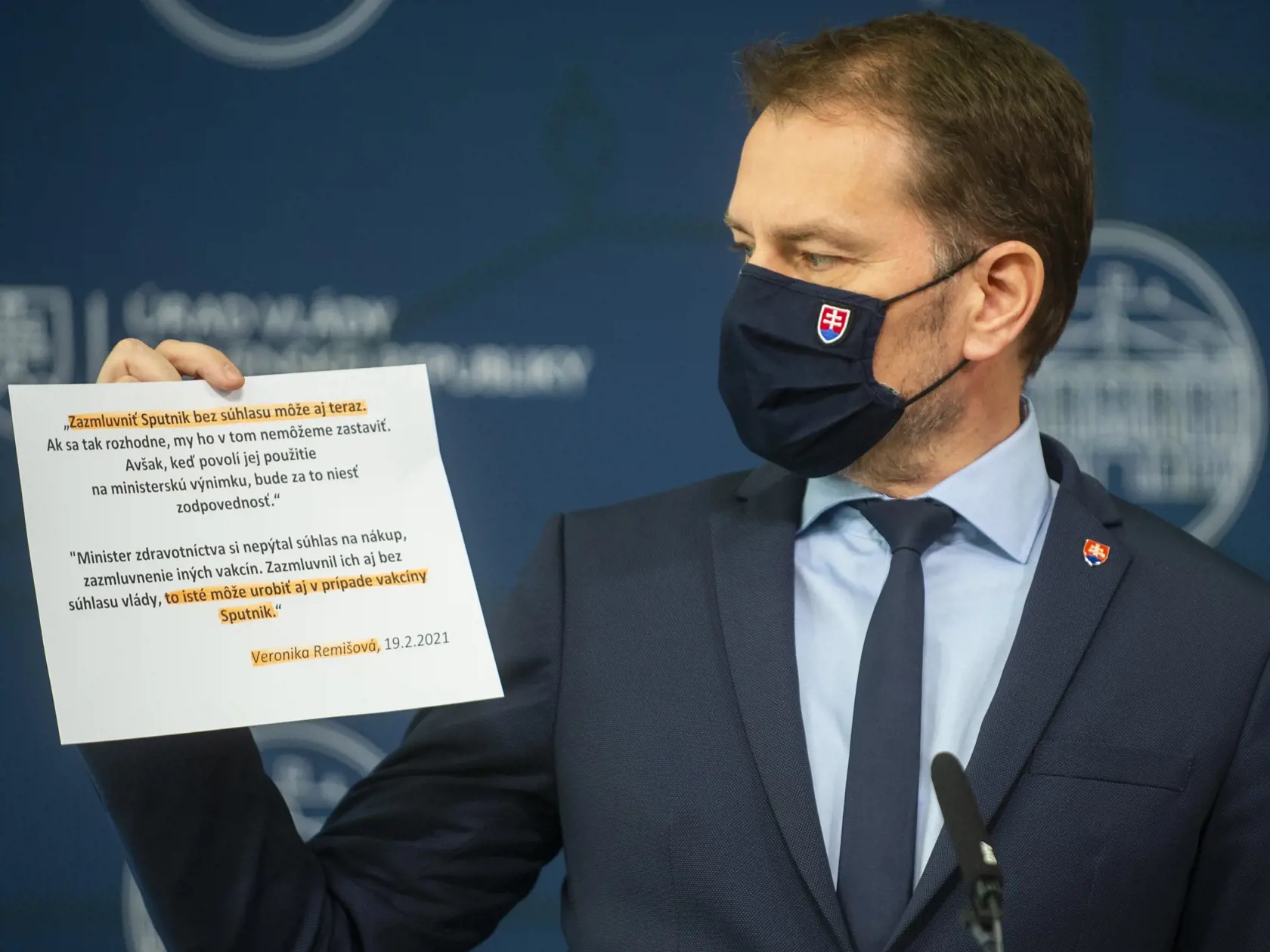 Na snímke predseda vlády SR Igor Matovič (OĽaNO) počas tlačovej konferencie k nákupu vakcíny Sputnik V 2. marca 2021 v Bratislave. FOTO TASR - Jakub Kotian