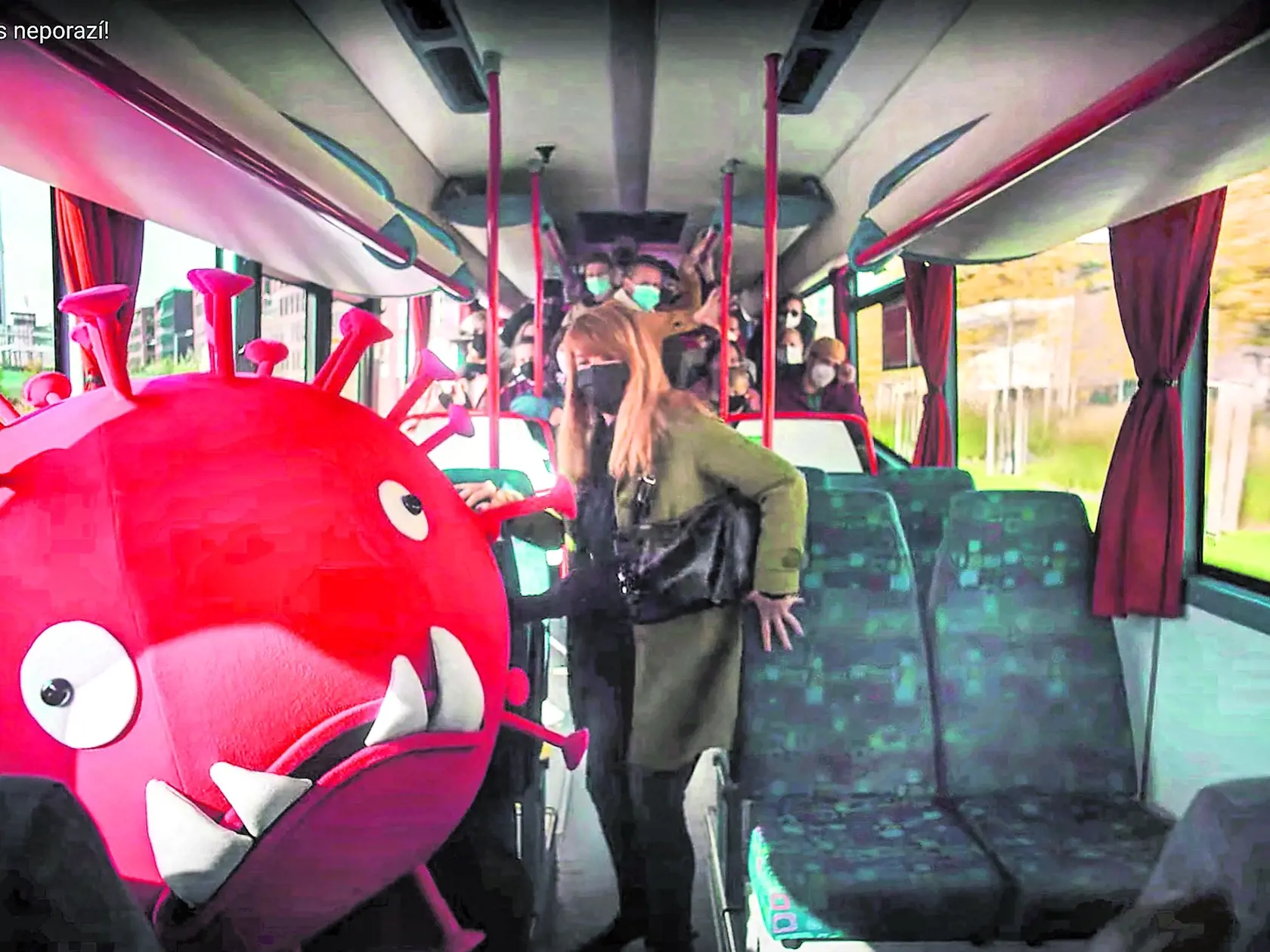 Mottom kapmane je, že treba poraziť spoločného nepriateľa - koronavírus, kým nás všetkých neporazí.