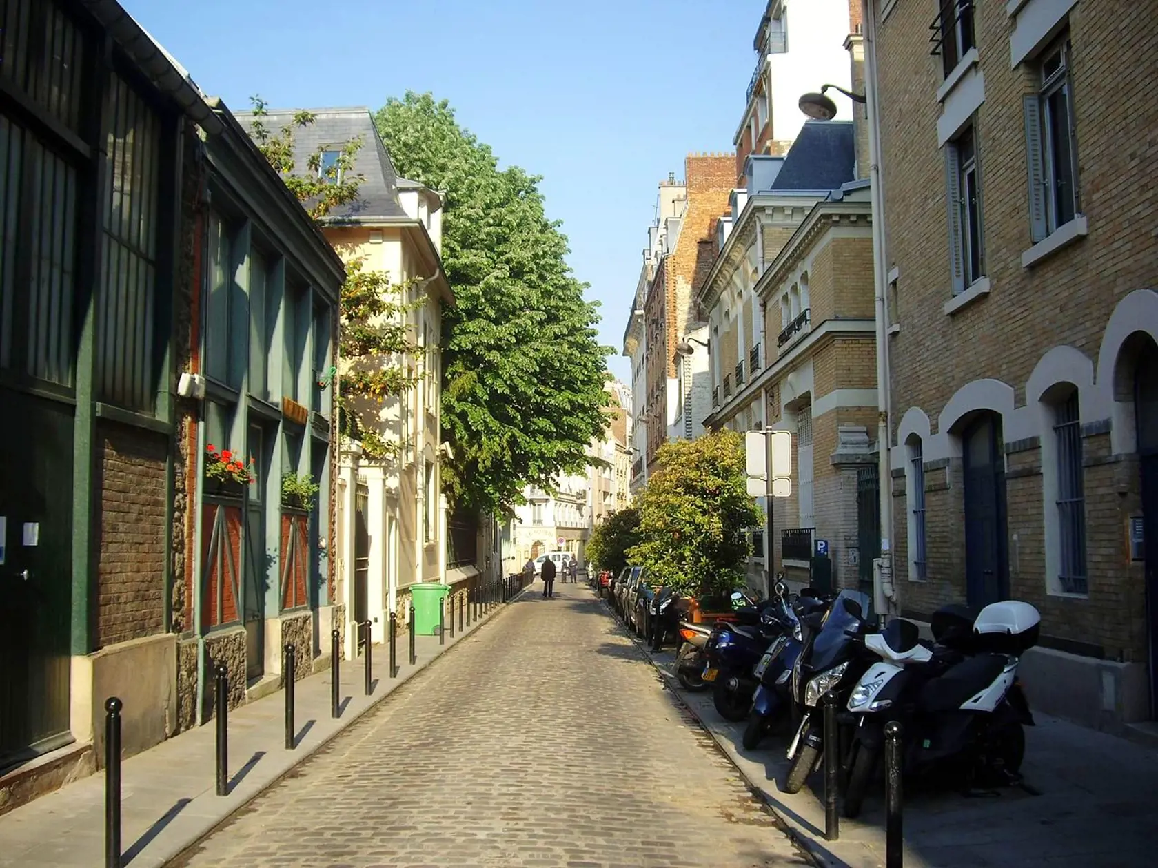 Herečka žije v príjemnom 14. obvode Paríža.