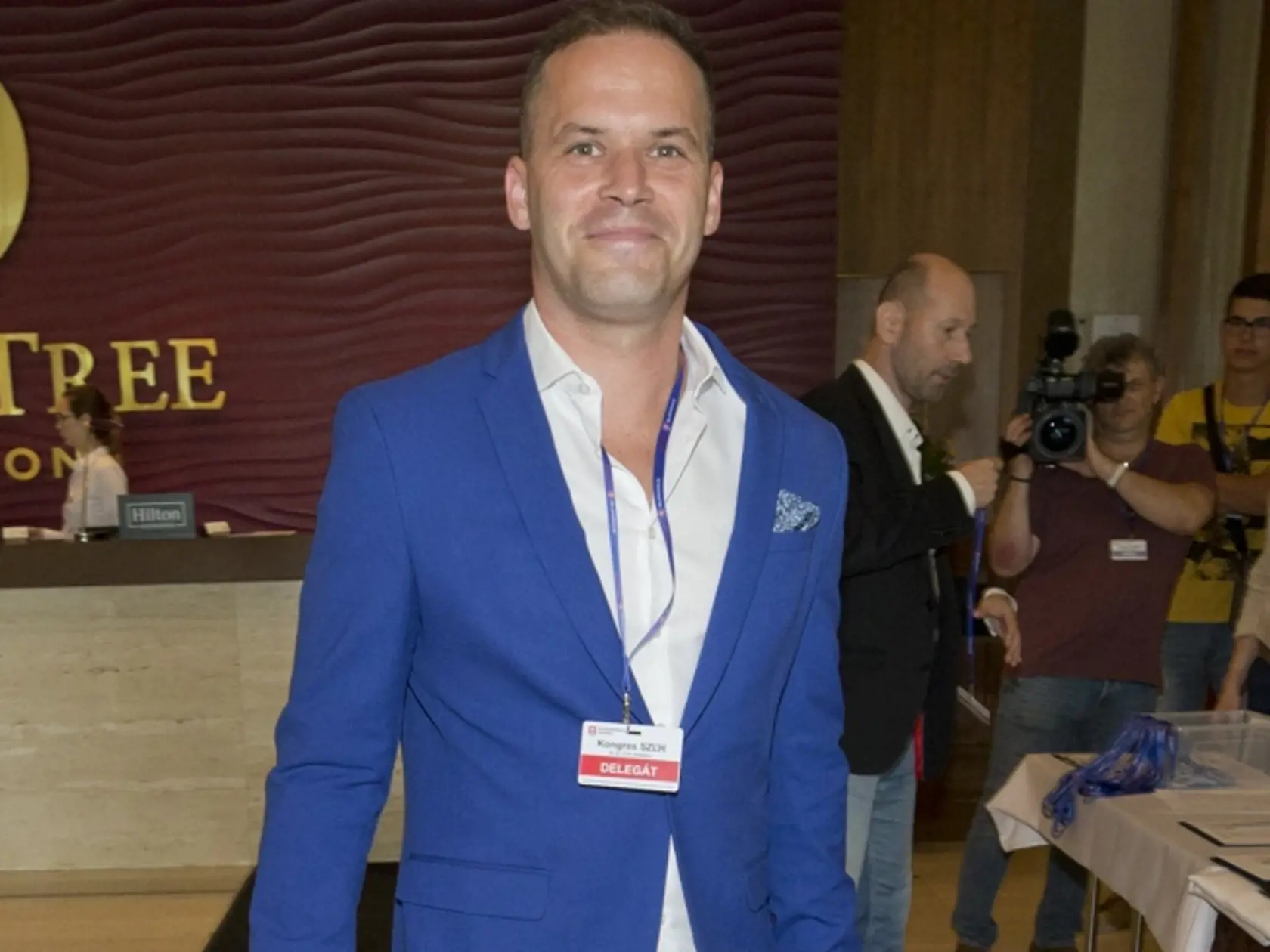 Kongres SZHL, voľba prezidenta a funkcionárov
Dušan Pašek ml. so starou mamou