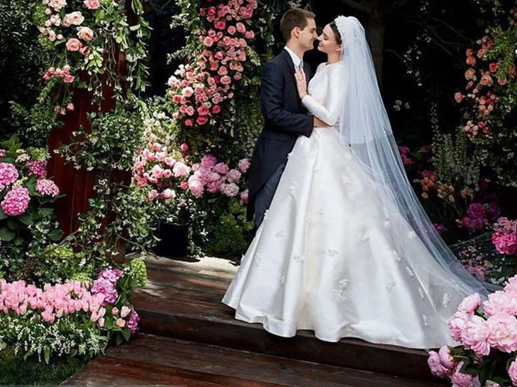 Miranda Kerr & Evan Spiegel: Modelka Miranda Kerr sa druhý raz vydávala v roku 2017.