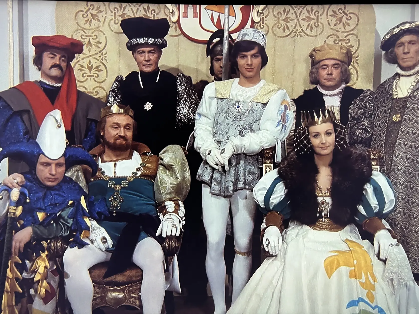 V slávnej rozprávke Tri oriešky pre Popolušku si vedľa Libušky Šafránkovej mal úlohu princa zahrať jej kamarát Jan Hrušínský. Na poslednú chvíľu ho preobsadili Pavlom Trávničkom.