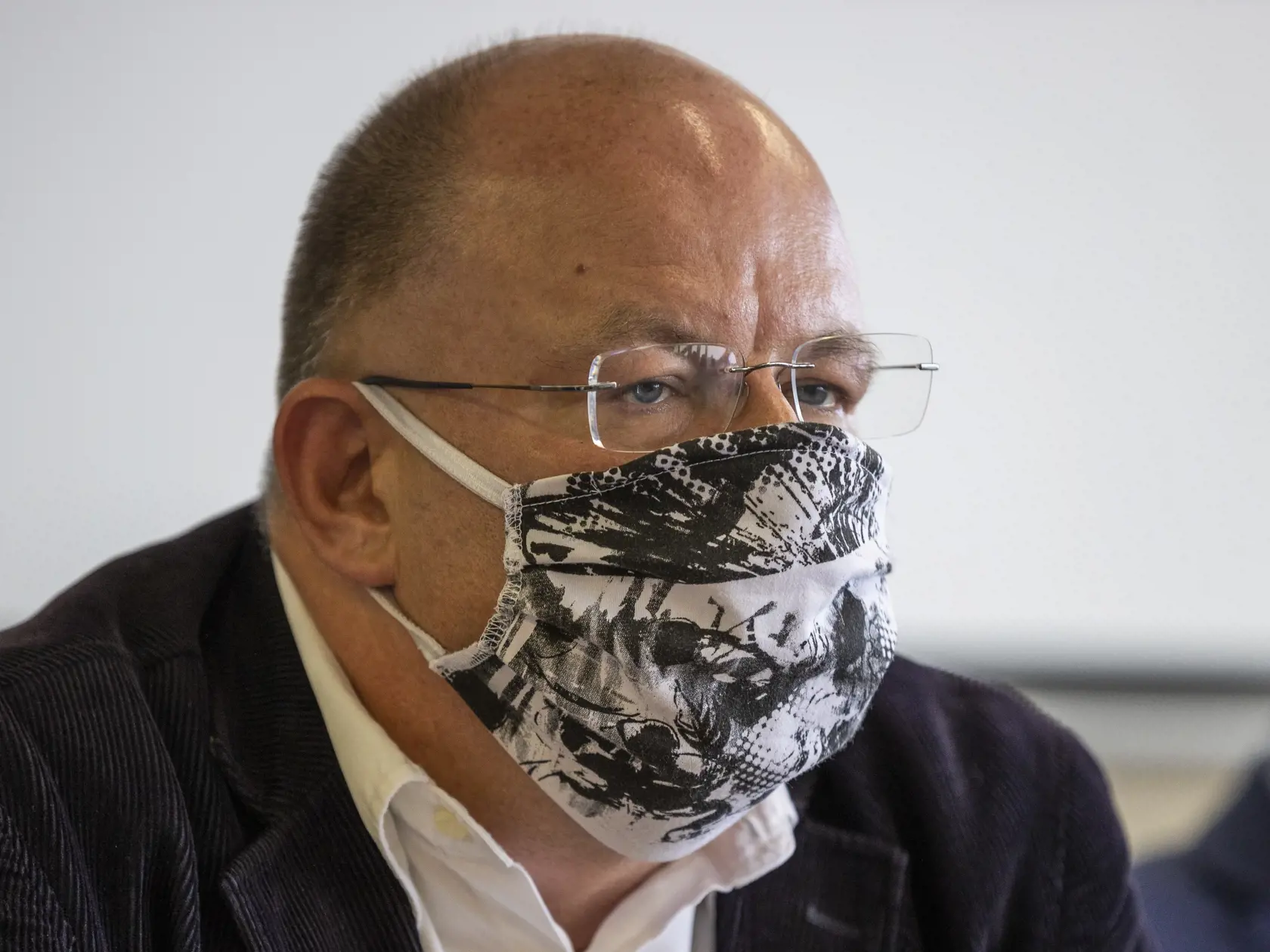 Na snímke generálny riaditeľ RTVS Jaroslav Rezník počas mimoriadneho rokovania Rady Rozhlasu a televízie Slovenska (RTVS) v Bratislave 27. mája 2020. FOTO TASR - Jaroslav Novák