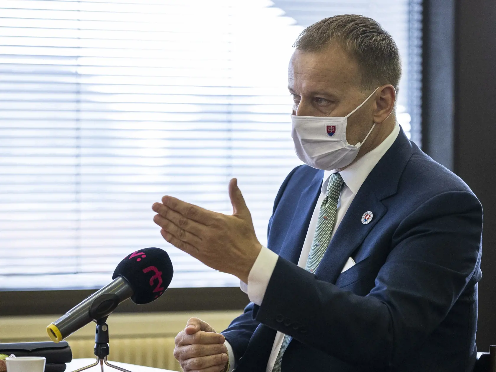 Na snímke predseda NR SR Boris Kollár počas mimoriadneho rokovania Rady Rozhlasu a televízie Slovenska (RTVS) v Bratislave 27. mája 2020. FOTO TASR - Jaroslav Novák