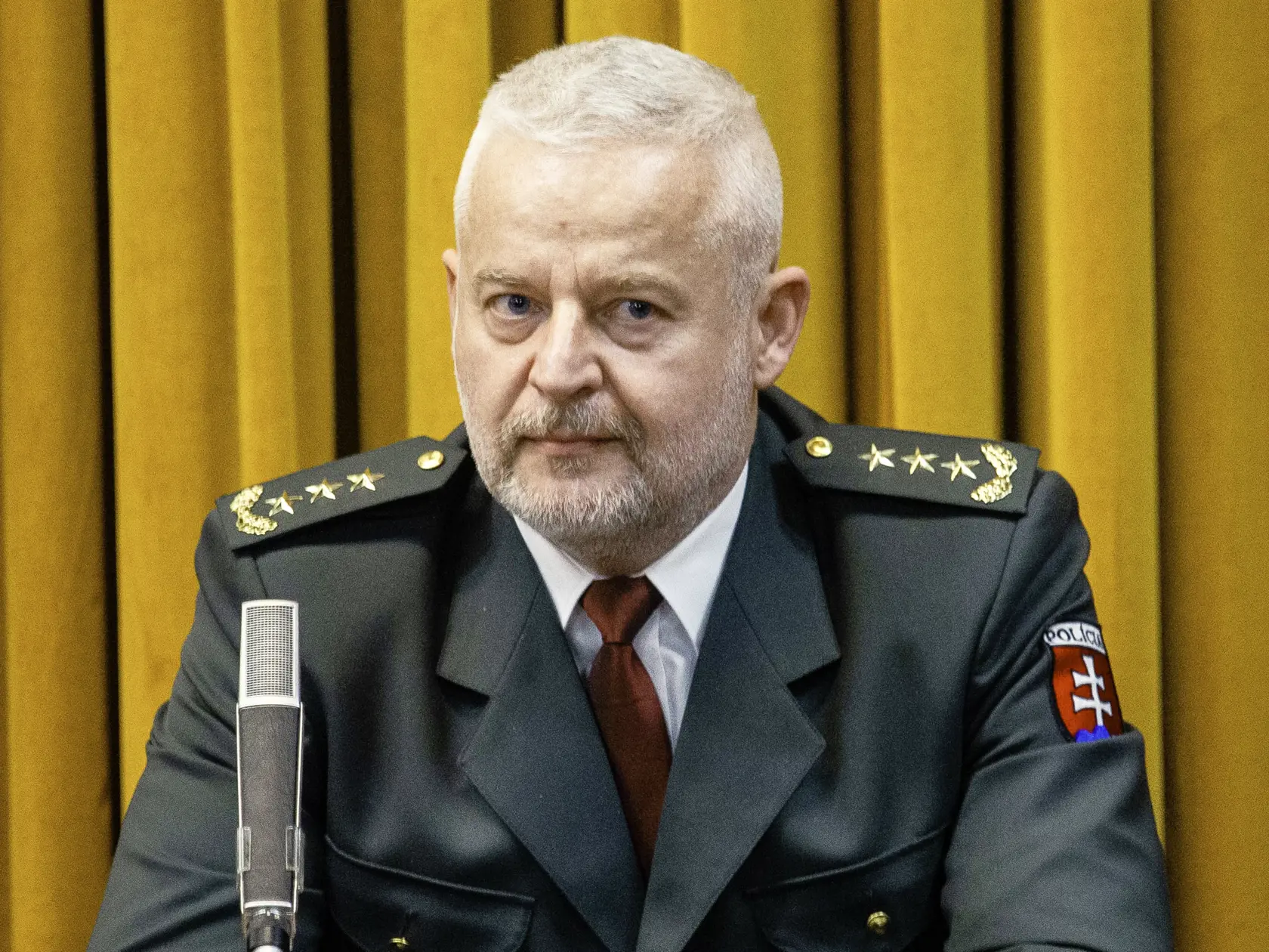 Správu o šokujúcom úmrtí potvrdil na tlačovej konferencii prezident Policajného zboru SR Ľubomír Solák.