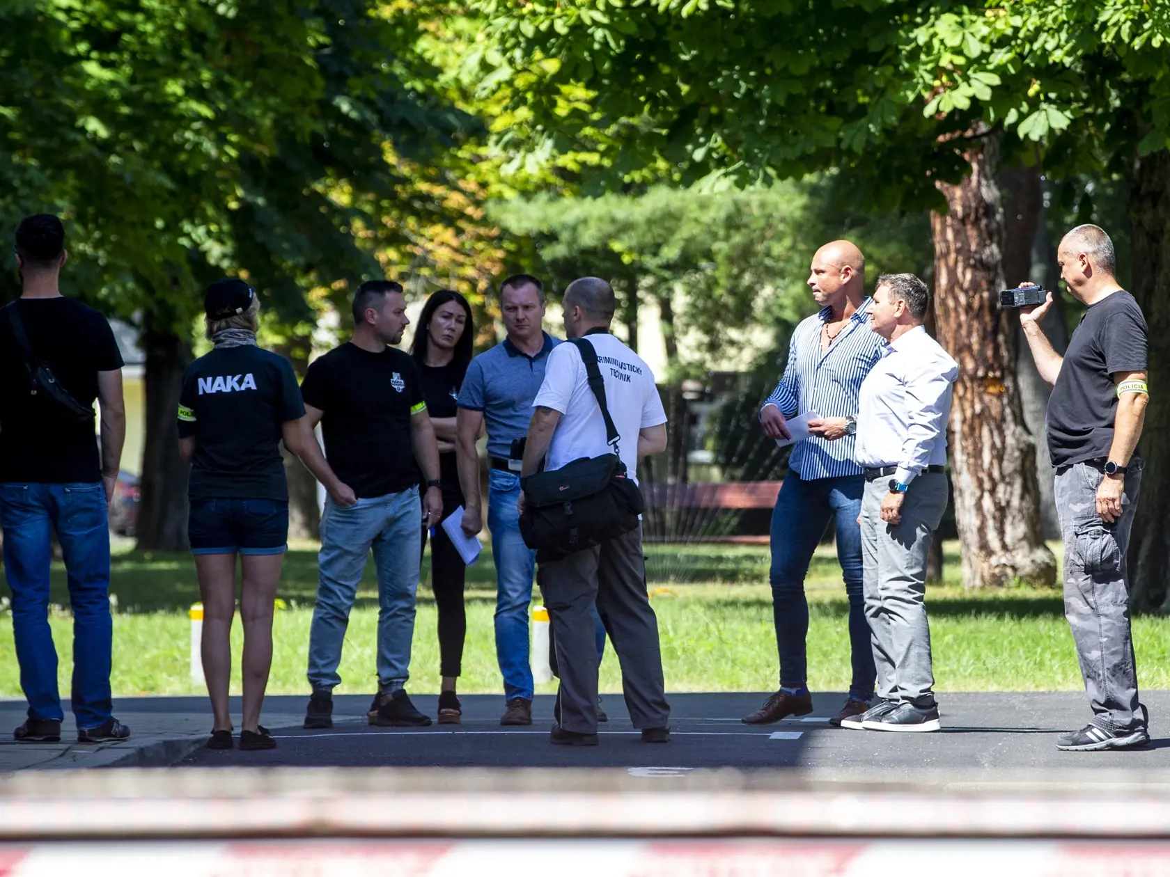 NAKA robila rekonštrukciu na Úrade vlády v prípade Súmrak, kde sú obvinení Robert Fico a Robert Kaliňák. Na miesto dorazil aj kajúcnik Ľudovít Makó a František Imrecze. Na snímke je František Imrecze. 