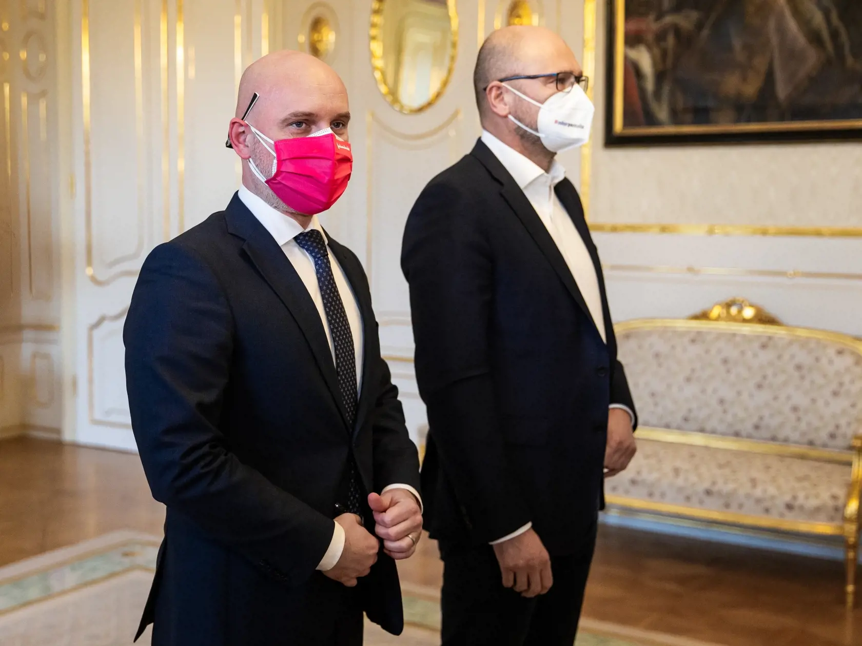 Príchod Richarda Sulíka a Branislava Gröhlinga do prezidentského paláca za prezidentkou SR Zuzanou Čaputovou.
