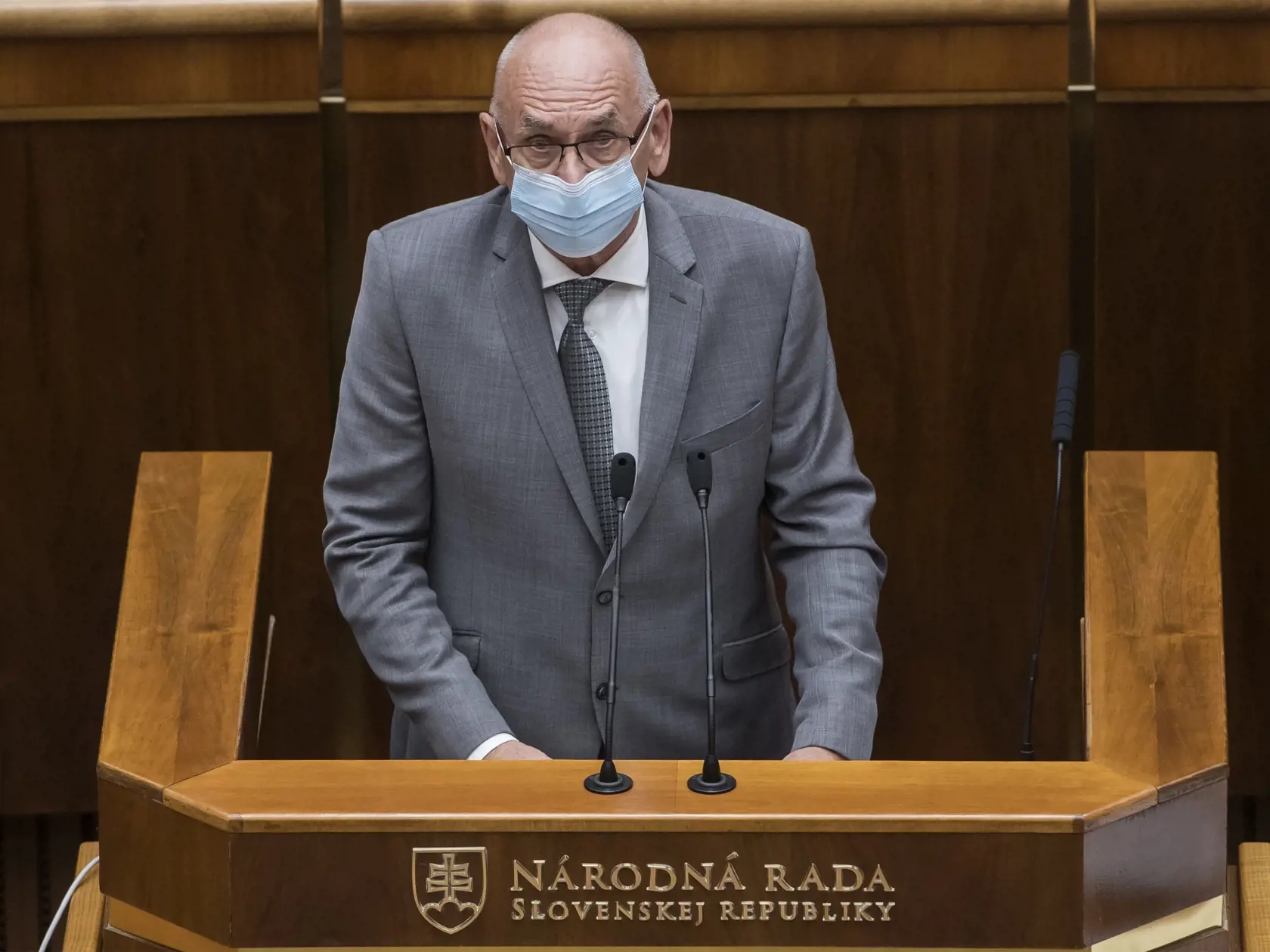 Bývalý šéf SIS Karol Mitrík tvrdí, že zatknutie riaditeľa tajných Pčolinského výrazne podkopáva dôveru inštitúcie najmä v zahraničí. FOTO TASR - Martin Baumann