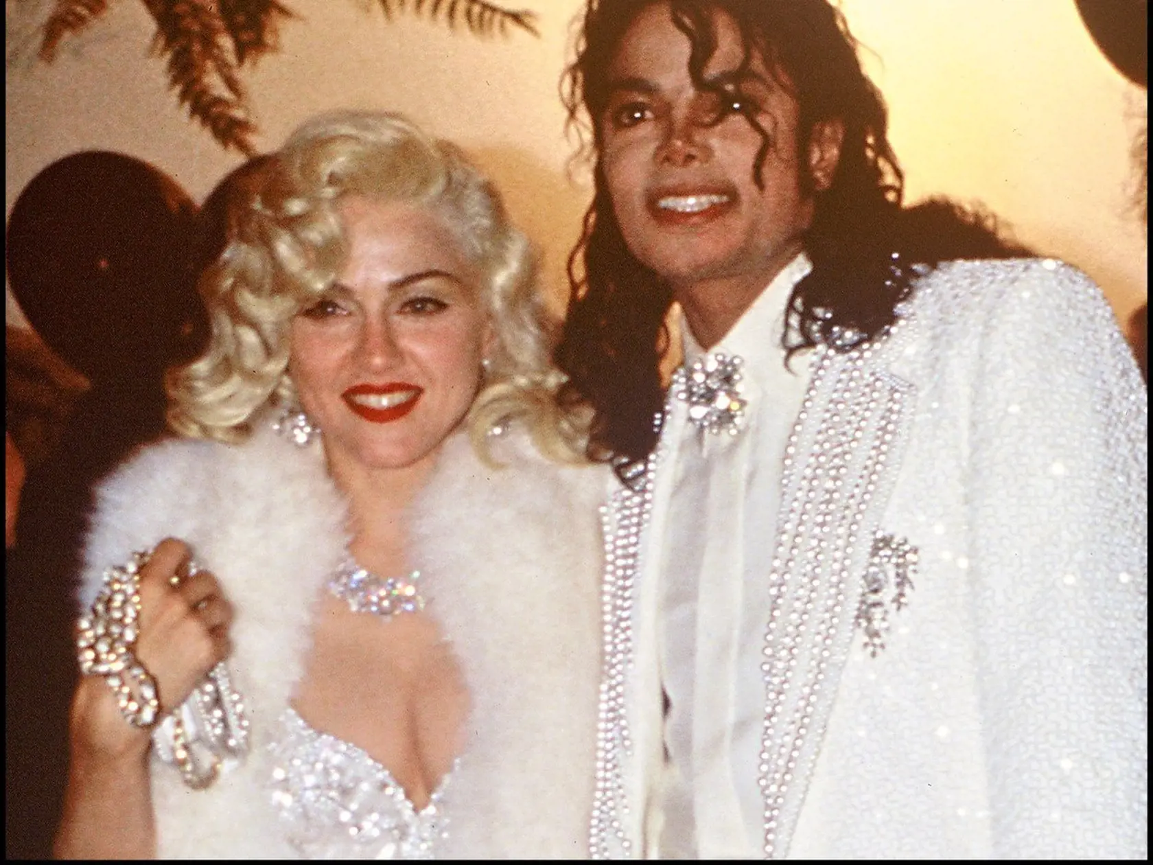 ARCHIVES - MADONNA AVEC MICHAEL JACKSON   ARCHIVES PLAN AMERICAIN DECOLTE BIJOUX, Image: 35714440, License: Rights-managed, Restrictions: , Model Release: no, Credit line: Profimedia, Bestimages