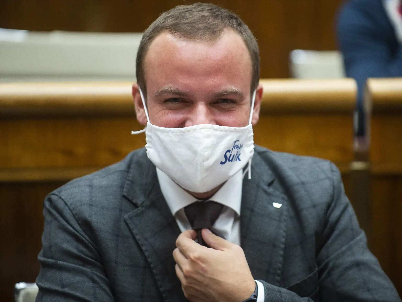 Na snímke poslanec NR SR Miroslav Žiak (SaS)  počas rokovania 18. schôdze parlamentu 1. decembra 2020 v Bratislave. FOTO TASR - Jakub Kotian