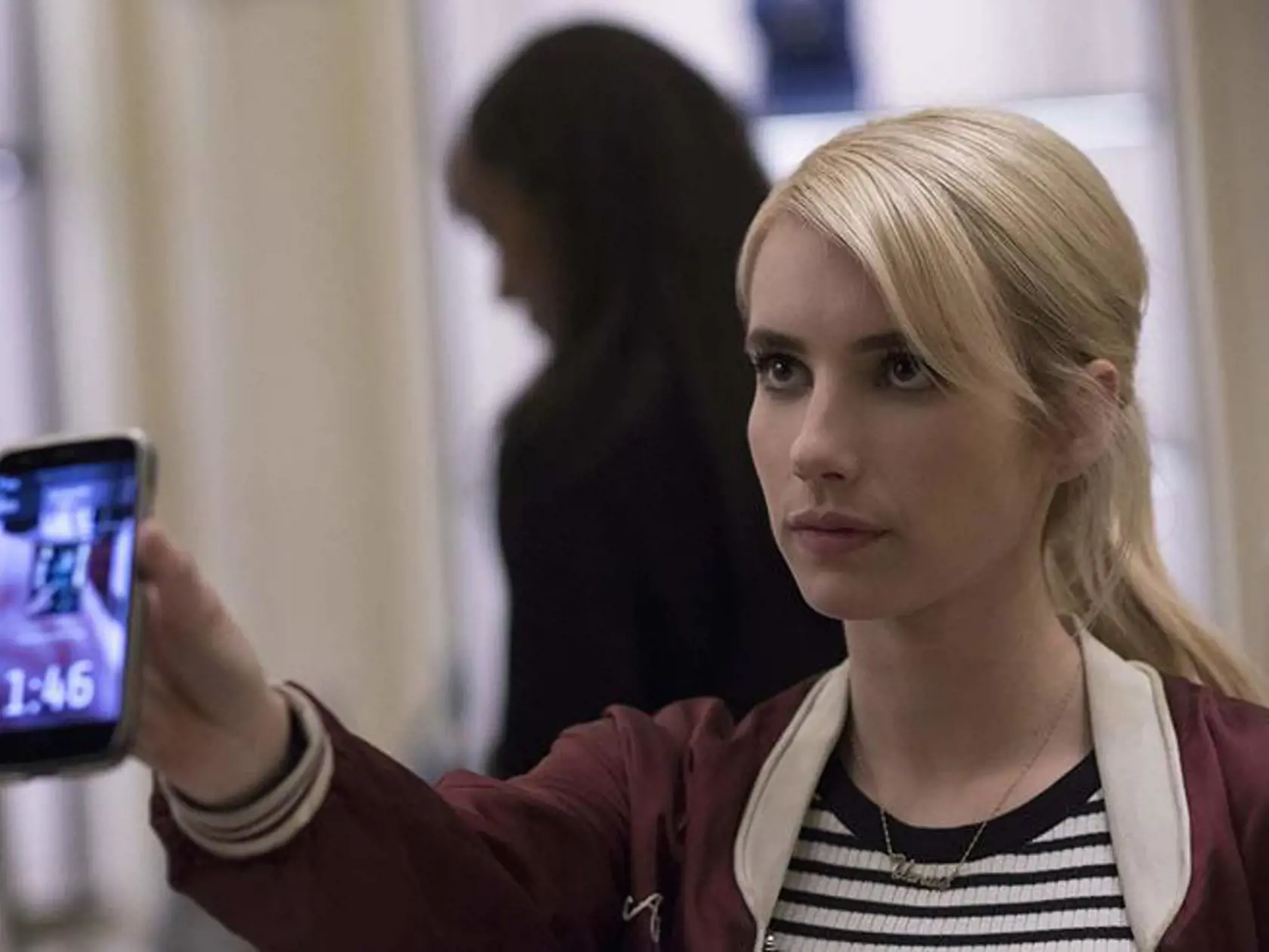 Emma Roberts je dcérou Erica Robertsa a neterou ešte slávnejšej Julie Roberts. Miesto v Hollywoode už má pevné a obsadzujú ju do jedného filmu za druhým.