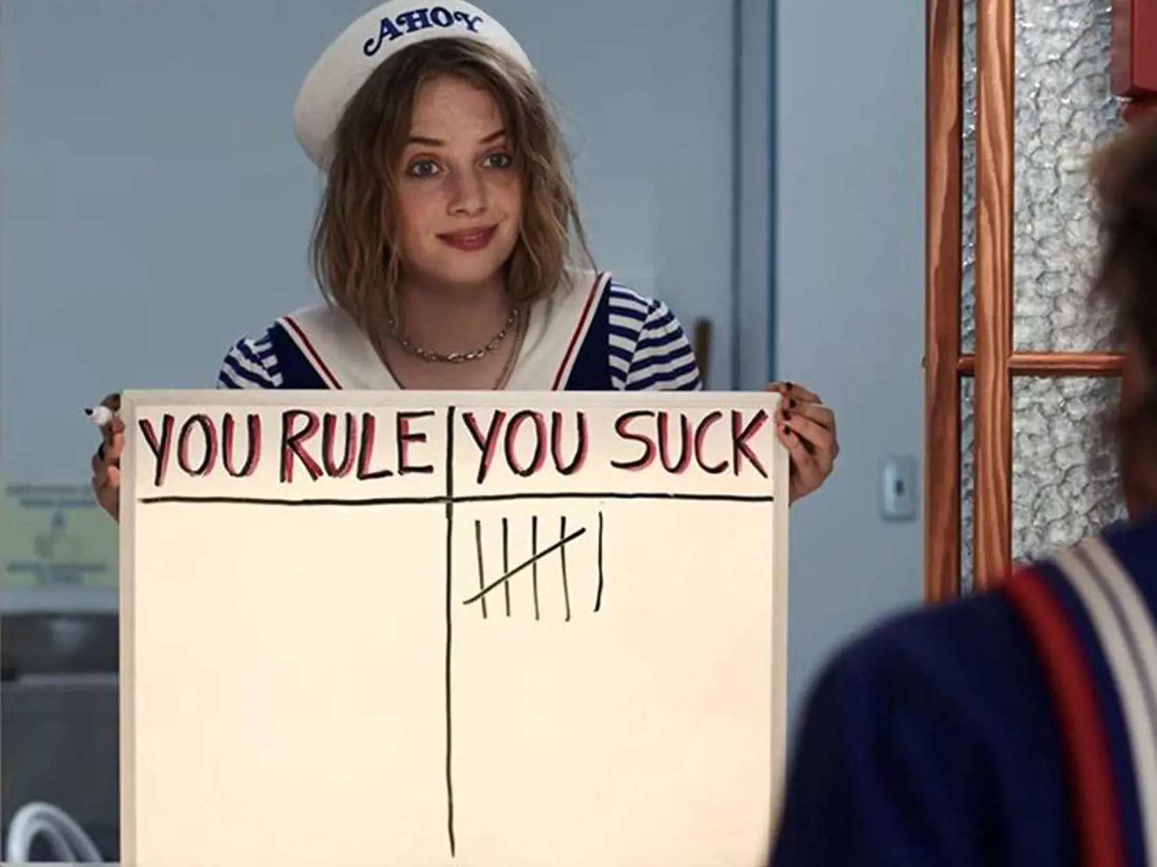 Maya Hawke - dcéra Umy Thurman a Ethana Hawkea hrá v seriáli Stranger things.