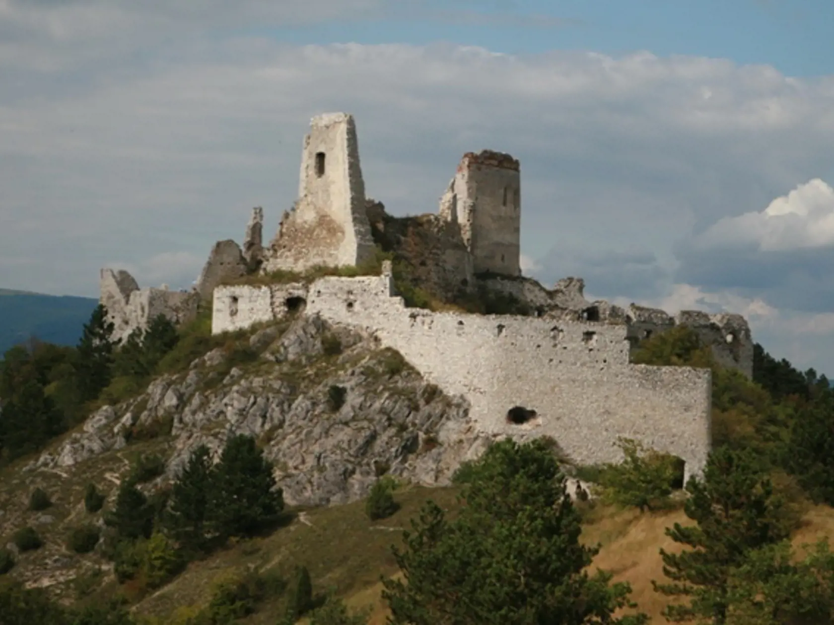Čachtický
hrad