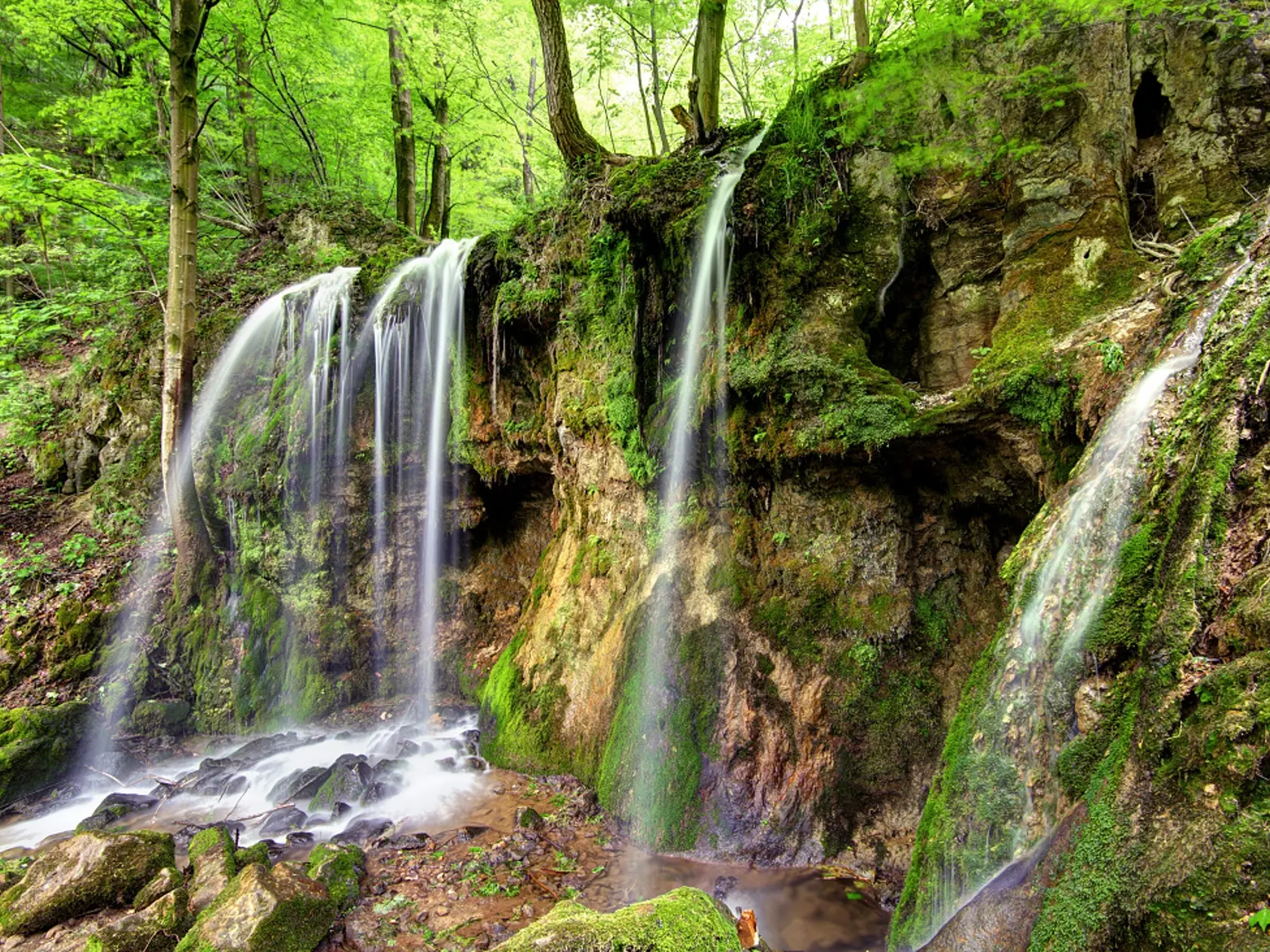 Hájske vodopády sú vyhľadávaným miestom nielen turistov, ale aj miestnych ľudí.