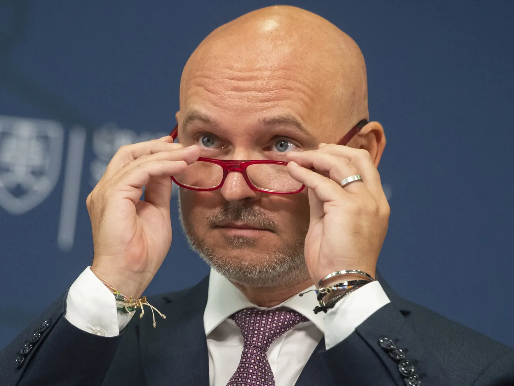 Na snímke minister školstva, vedy, výskumu a športu SR Branislav Gröhling (SaS) počas tlačovej konferencie na tému "Vyhlásenie výziev pre školstvo" 24. augusta 2022 v Bratislave.