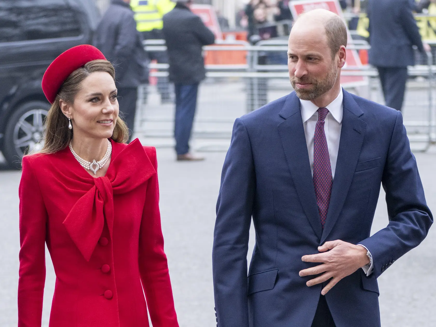 Princ William s manželkou Kate.