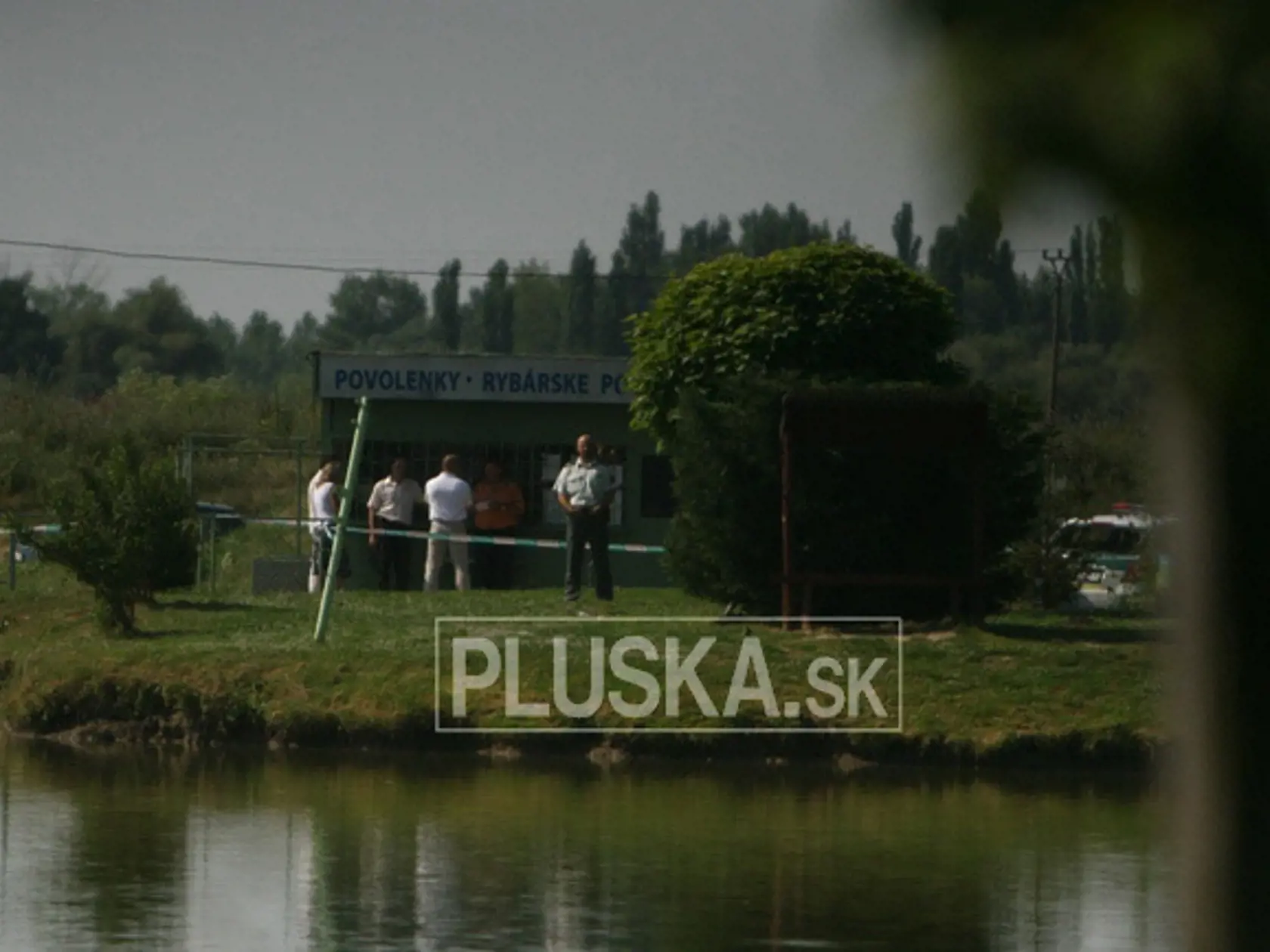 SLUŽOBNÁ KIA: Krátko po streľbe
v nej zostal len mŕtvy únosca.
