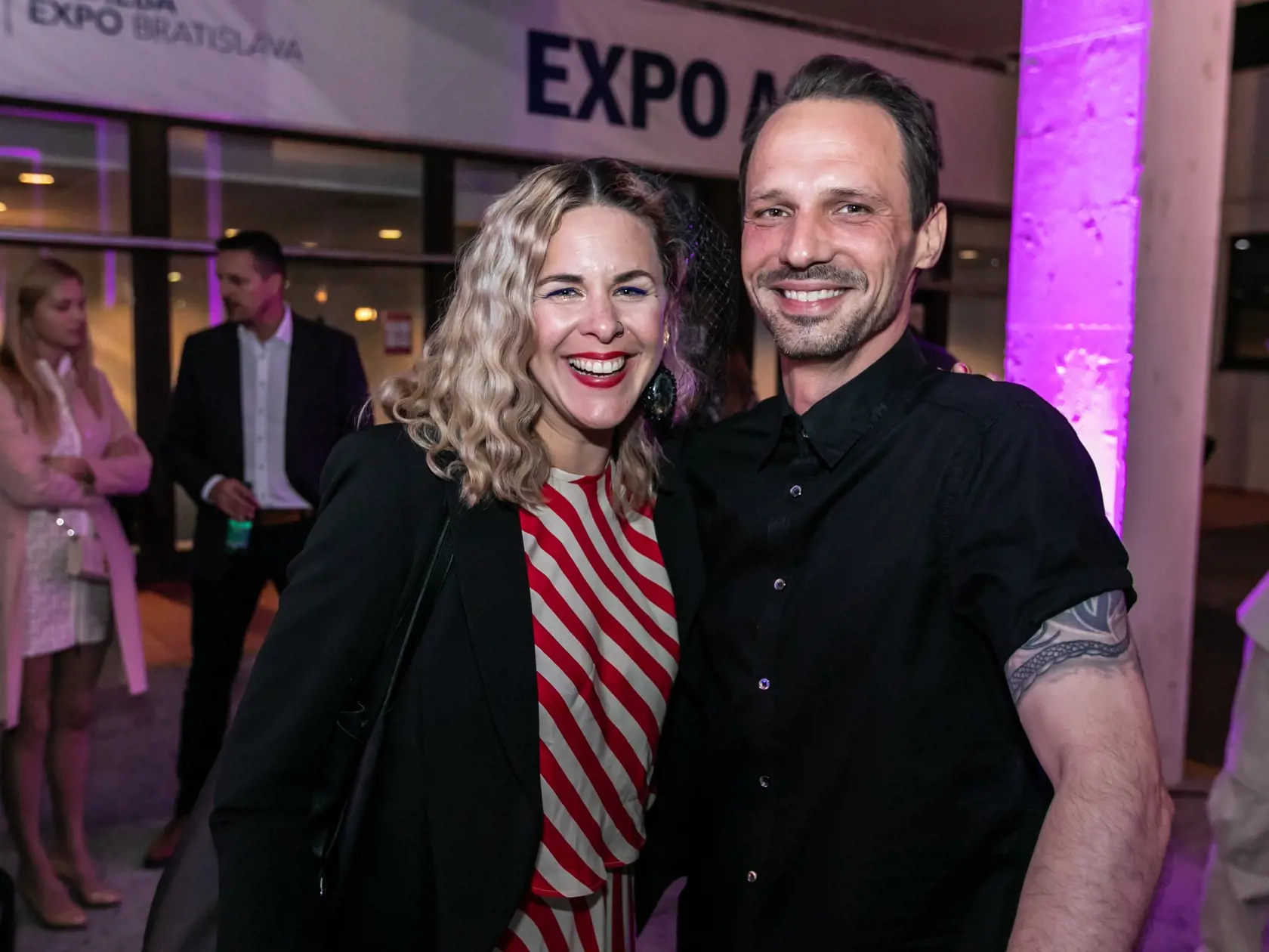 Na snímke Kristína Tormová a Martin Rausch počas 4. ročníka Social Awards Slovakia "SOWA" v Bratislave.