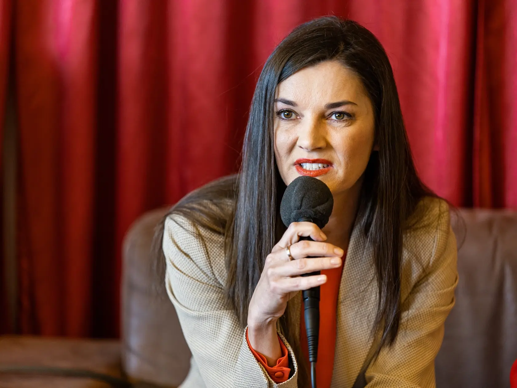Tlačová konferencia k odovzdávaniu ocenení "SLNKO V SIETI" v Bratislave. Na snímke Hana Rapantová.